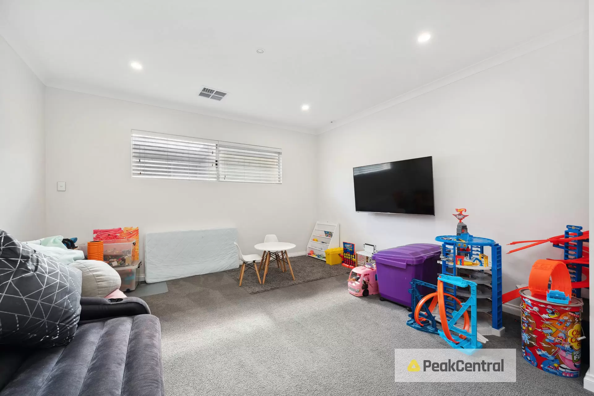 14 Bronzite Road, Treeby Sold by Peak Central Property Group - image 13