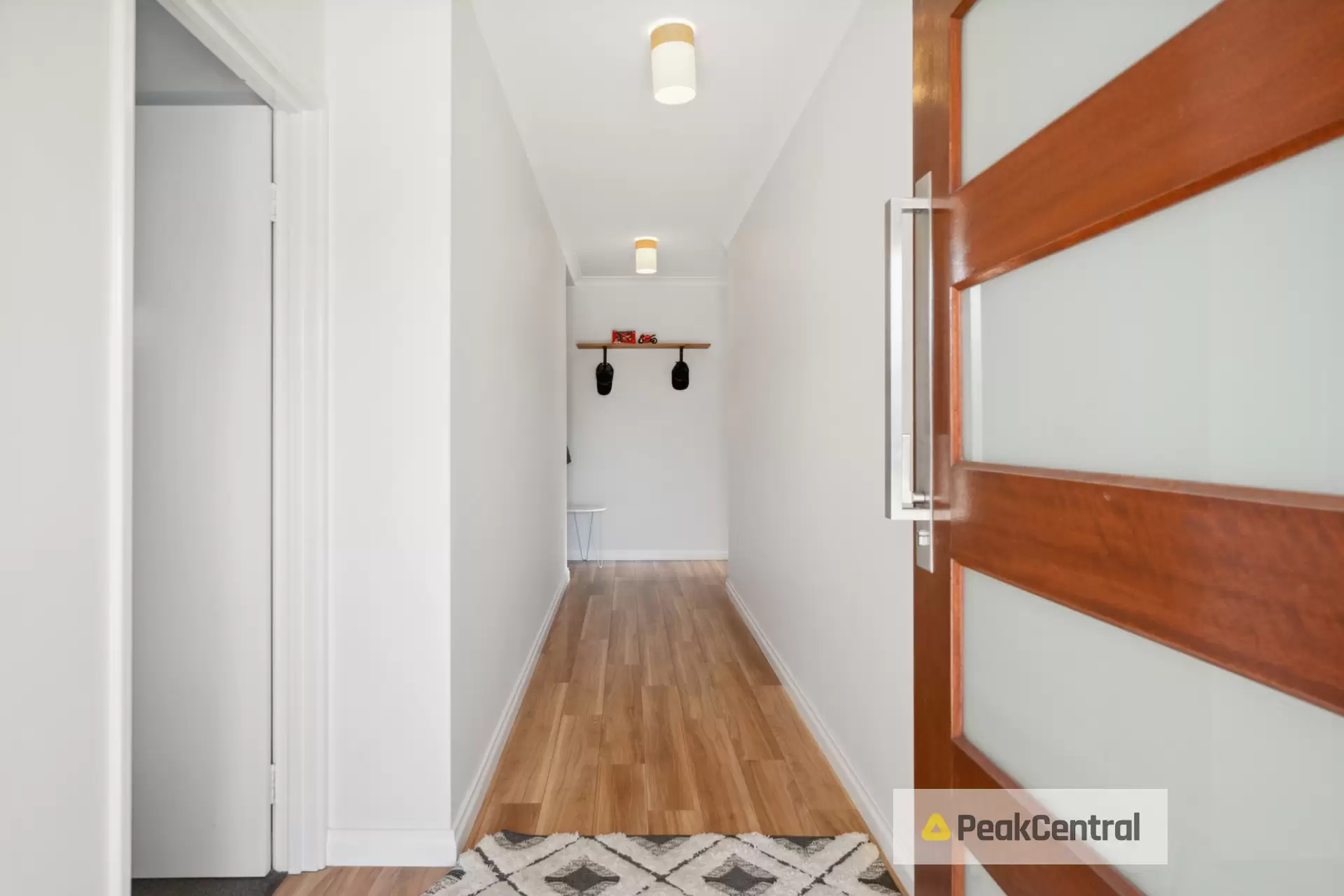 14 Bronzite Road, Treeby Sold by Peak Central Property Group - image 2