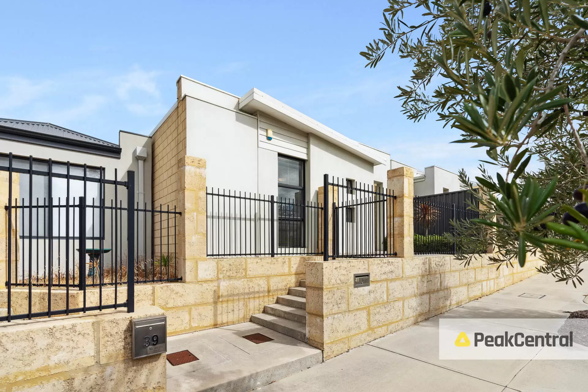 41 Plumosa Avenue, Beeliar Sold by Peak Central Property Group - image 2