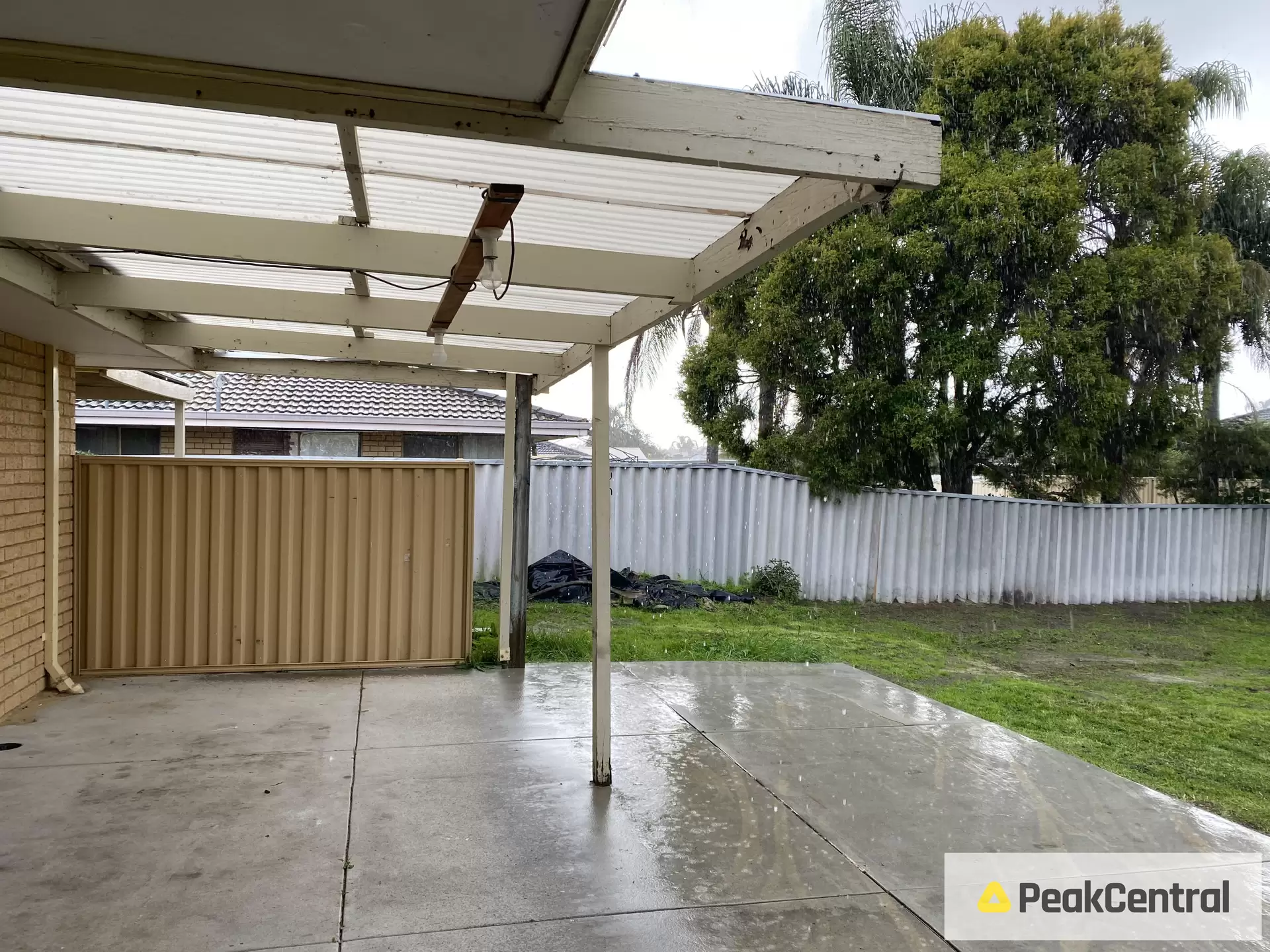 30 Candish Grove, Seville Grove Sold by Peak Central Property Group - image 1