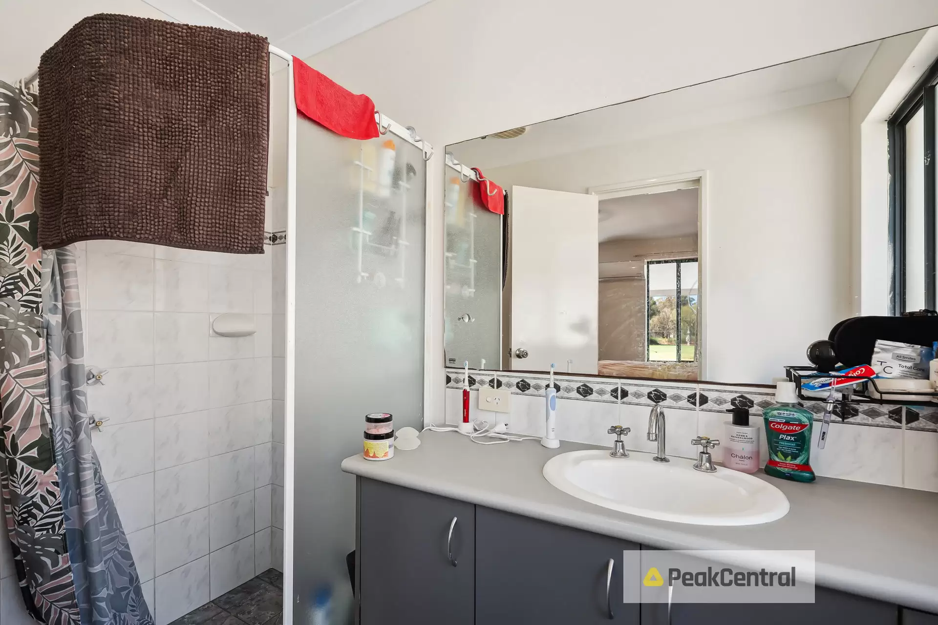 7 Mariposa Gardens, Success Sold by Peak Central Property Group - image 11