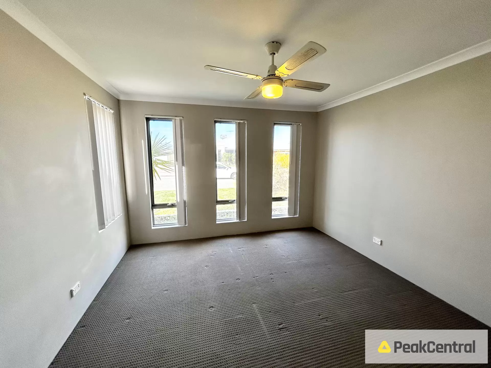 5 Lacrosse Vista, Secret Harbour Sold by Peak Central Property Group - image 1