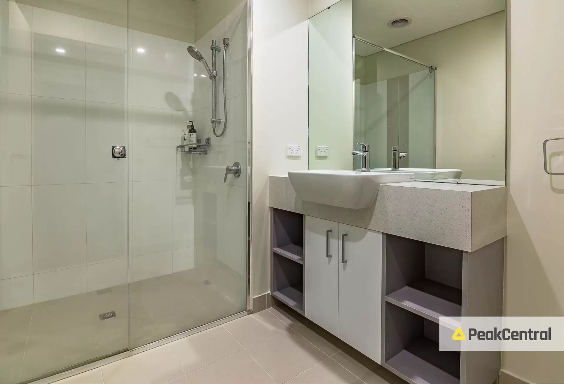 182/2 Signal Terrace, Cockburn Central Sold by Peak Central Property Group - image 1