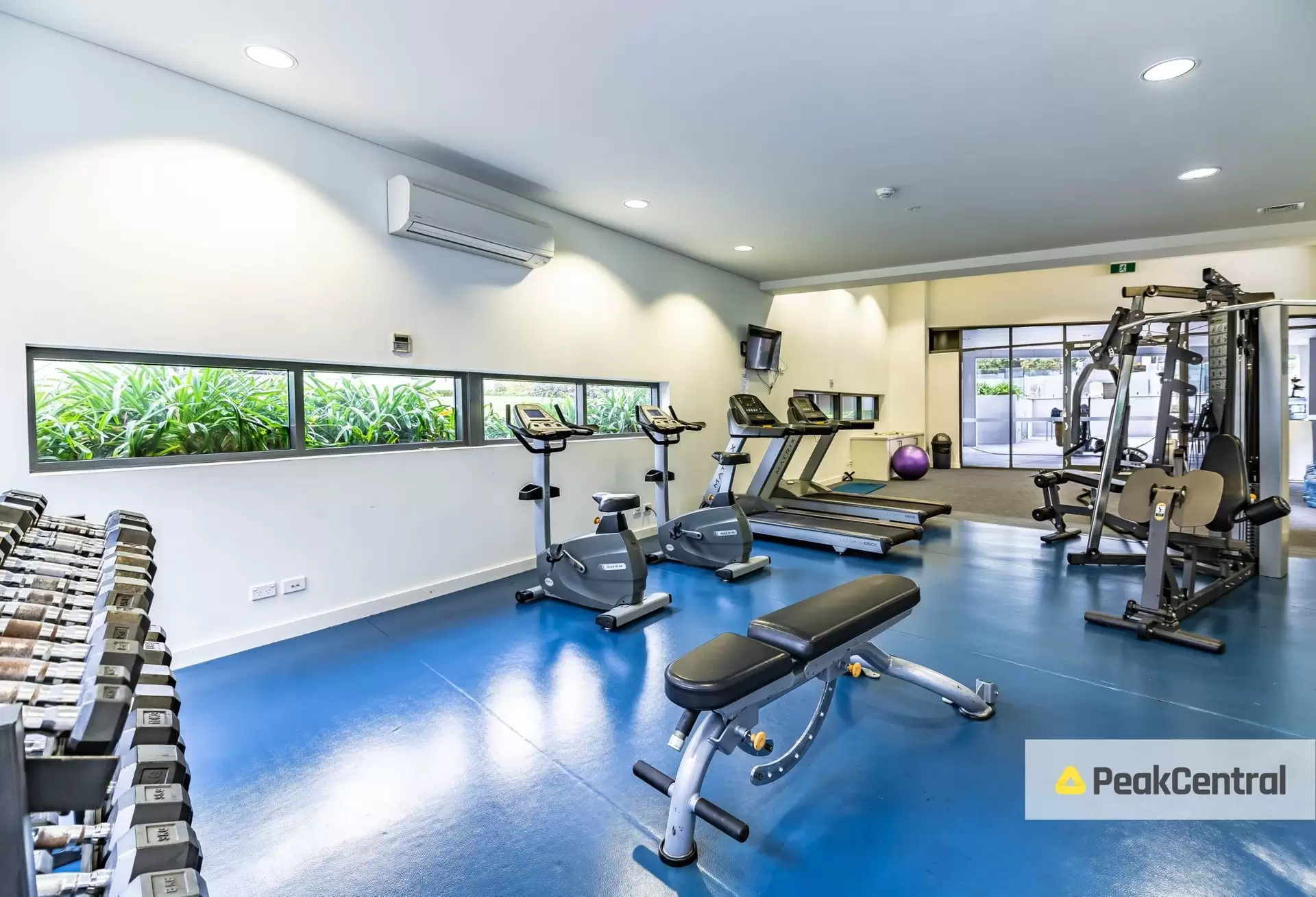 182/2 Signal Terrace, Cockburn Central Sold by Peak Central Property Group - image 1