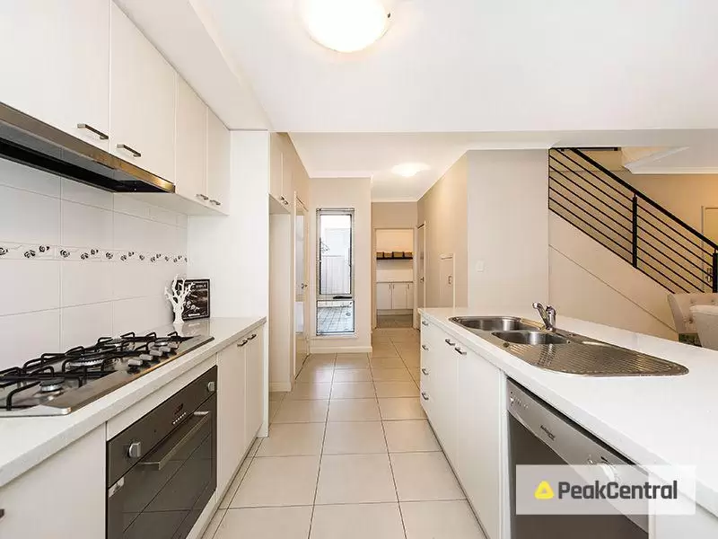 51B Spinnaker Heights, Yangebup Sold by Peak Central Property Group - image 4