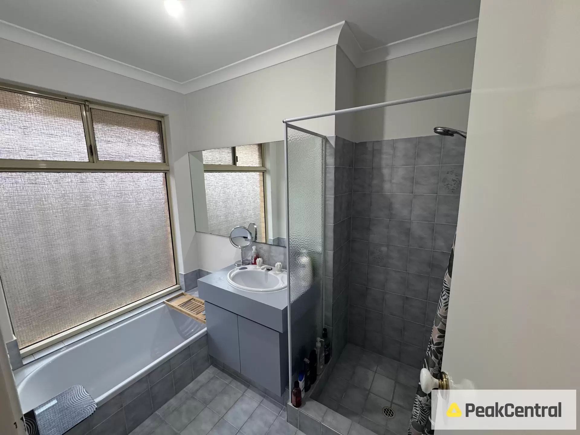 17 St Andrews Loop, Cooloongup Sold by Peak Central Property Group - image 1