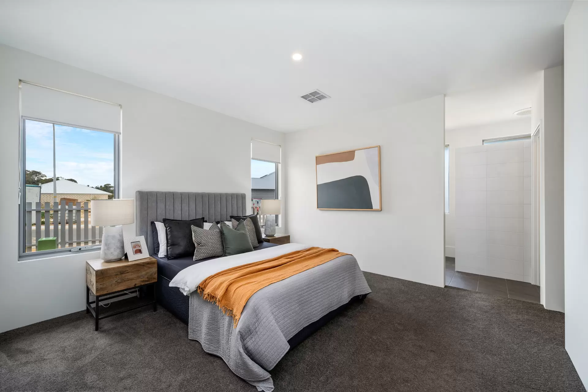 18 Raffles Way, Golden Bay Sold by Peak Central Property Group - image 1