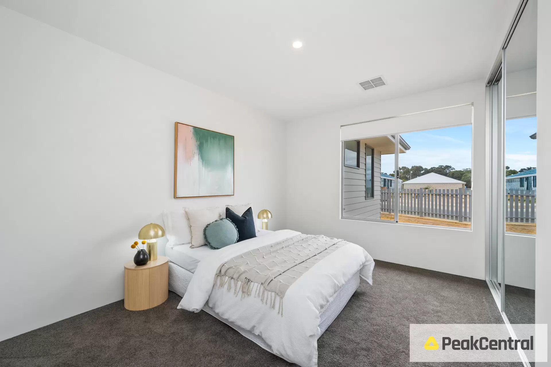 18 Raffles Way, Golden Bay Sold by Peak Central Property Group - image 1
