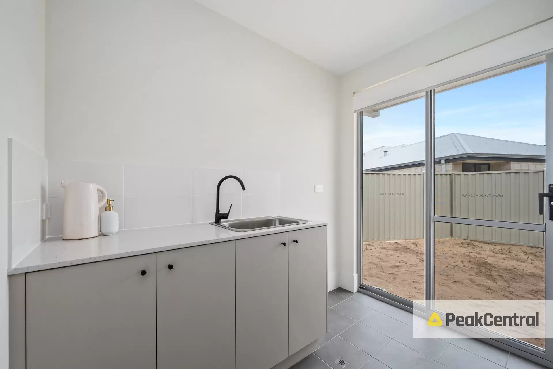 18 Raffles Way, Golden Bay Sold by Peak Central Property Group - image 17