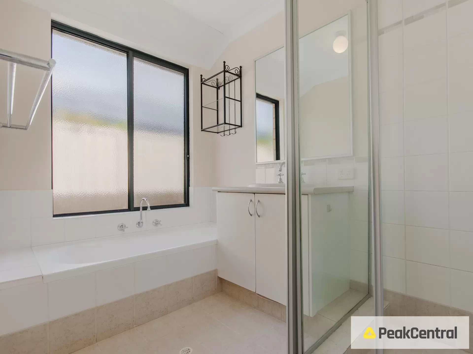 7 Lucky Bay Road, Secret Harbour Sold by Peak Central Property Group - image 1