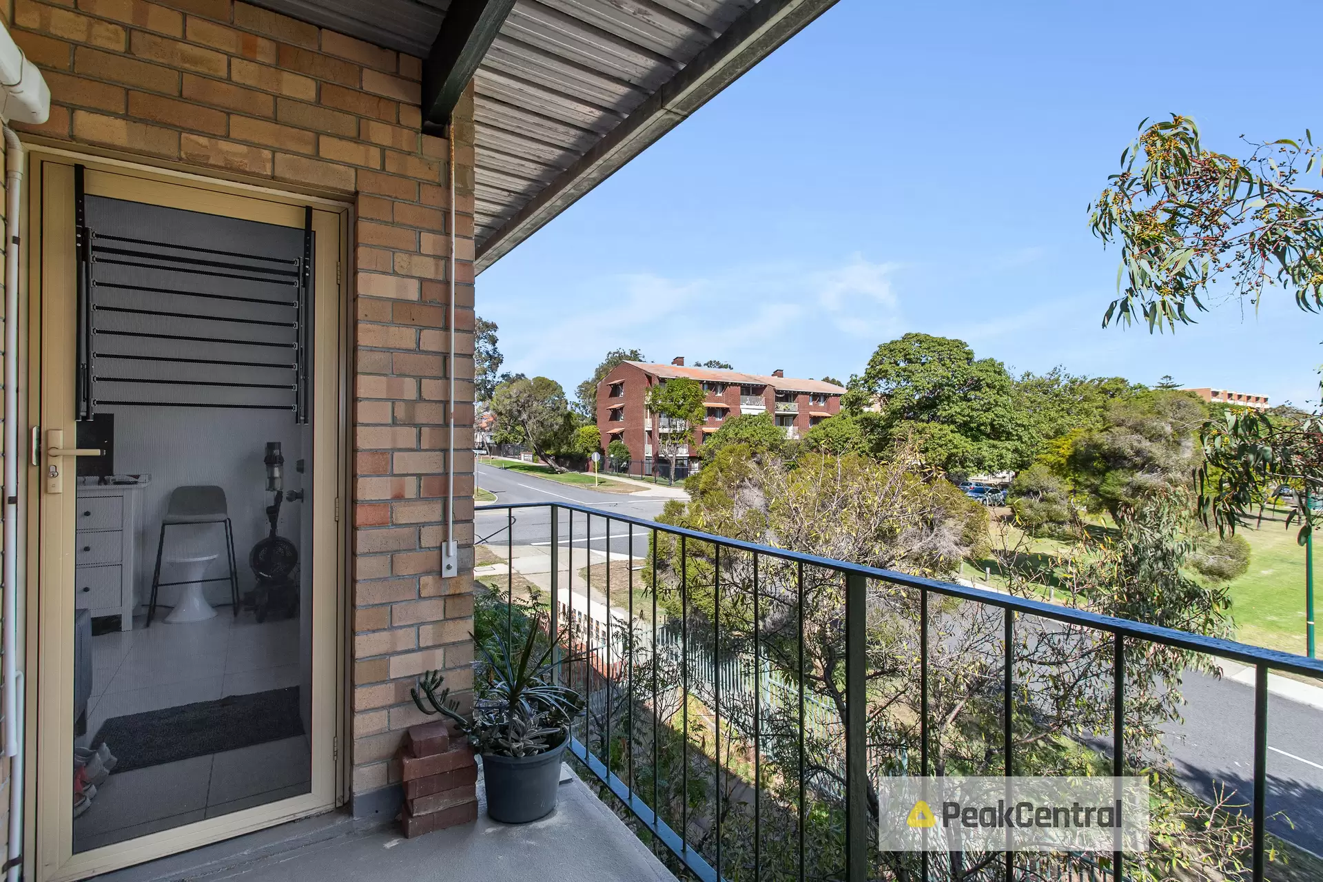 28/59 King George Street, Victoria Park Sold by Peak Central Property Group - image 1