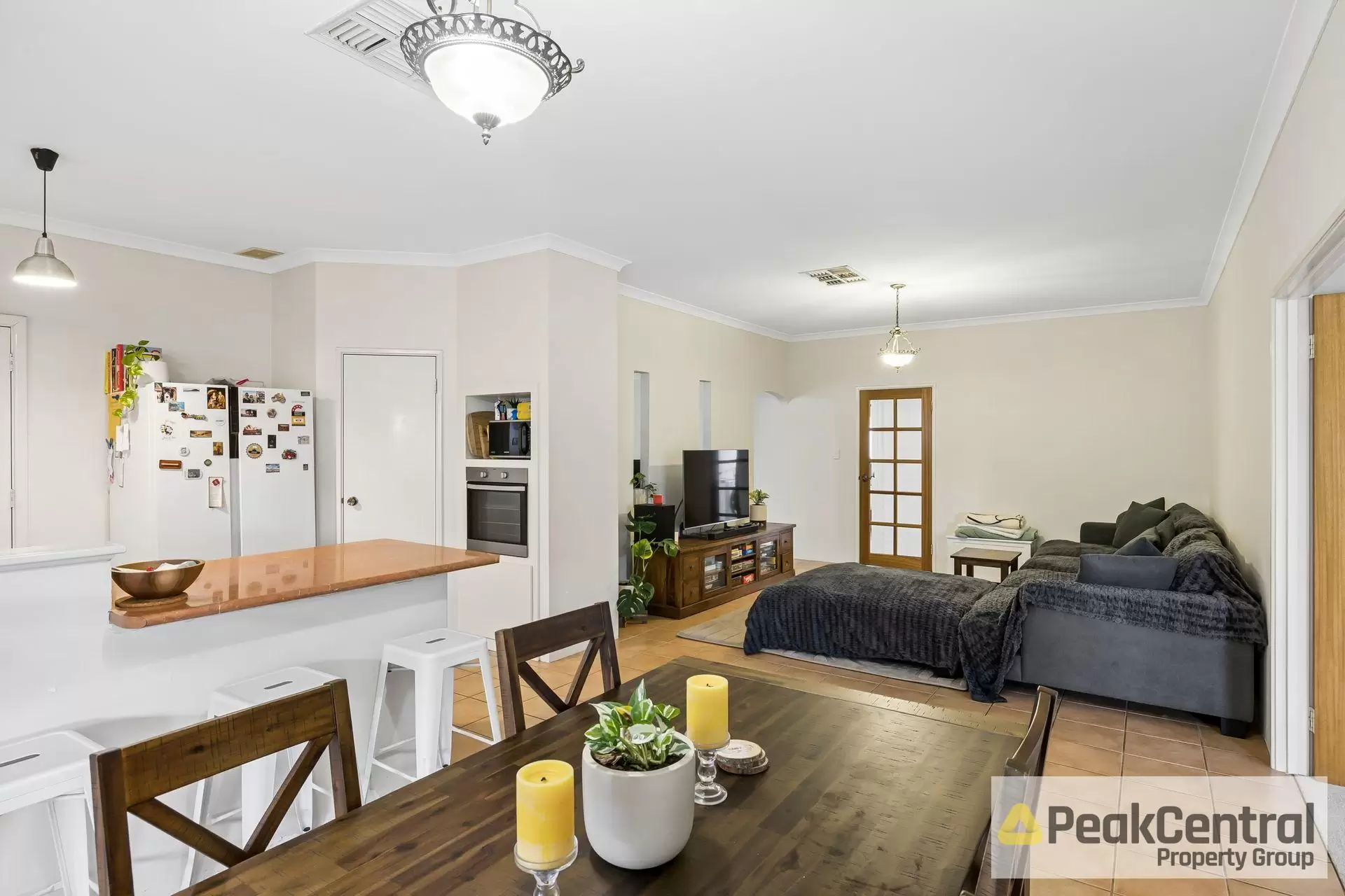 23 Avon Crescent, Atwell Leased by Peak Central Property Group - image 5