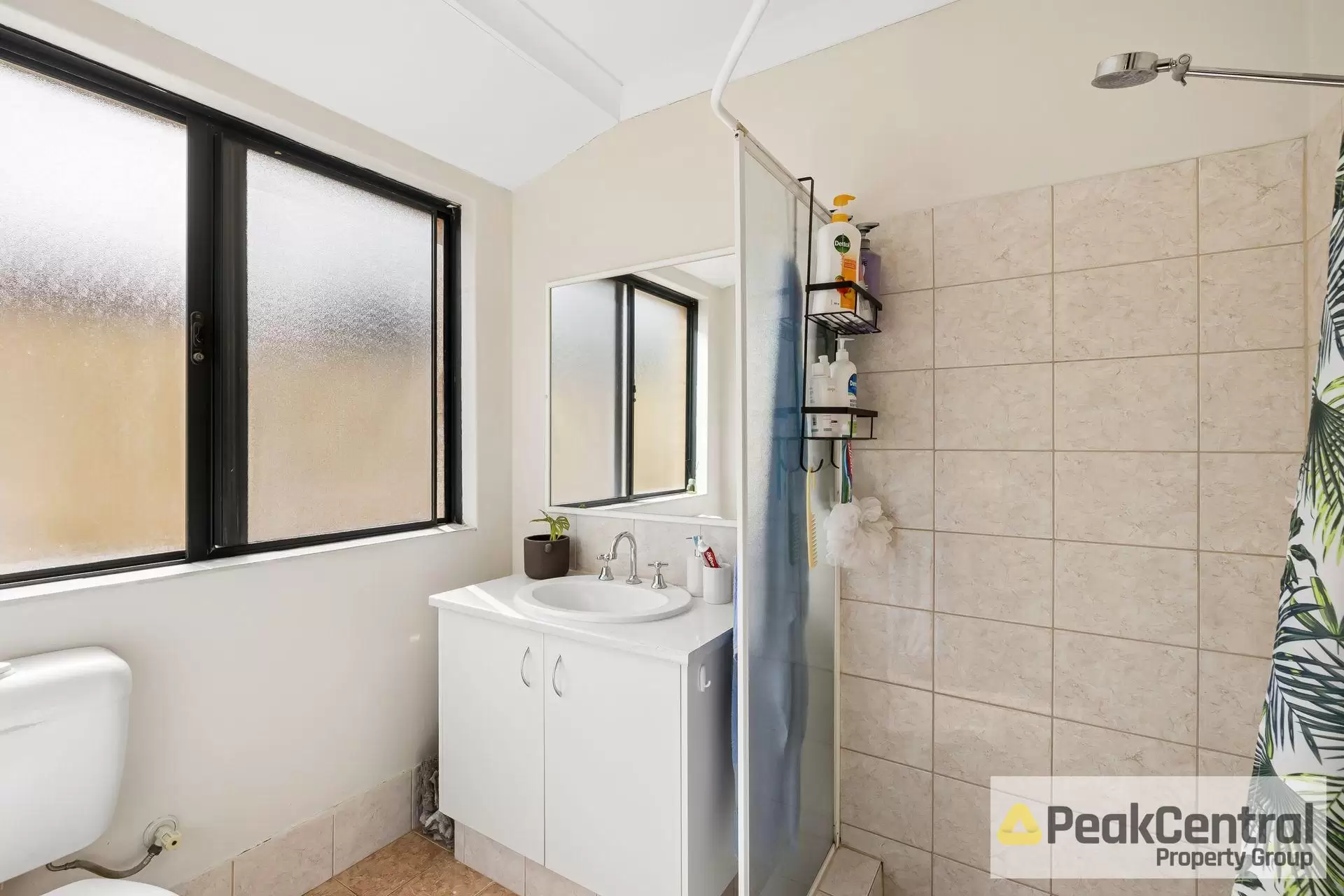 23 Avon Crescent, Atwell Leased by Peak Central Property Group - image 16