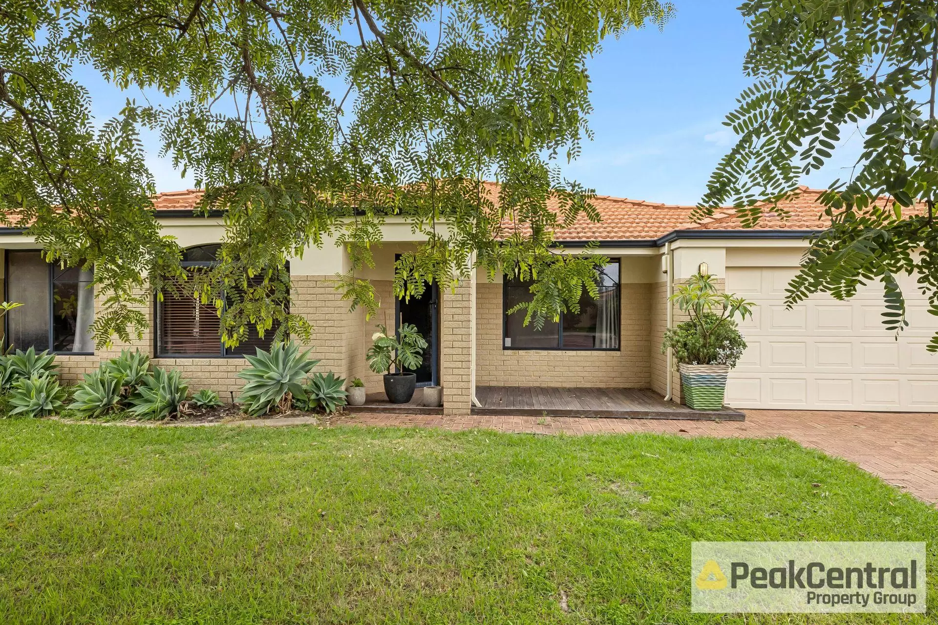 23 Avon Crescent, Atwell Leased by Peak Central Property Group - image 1