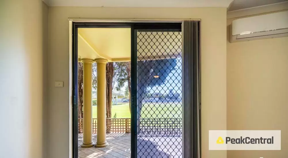 4/1 Cale Street, Como Leased by Peak Central Property Group - image 11