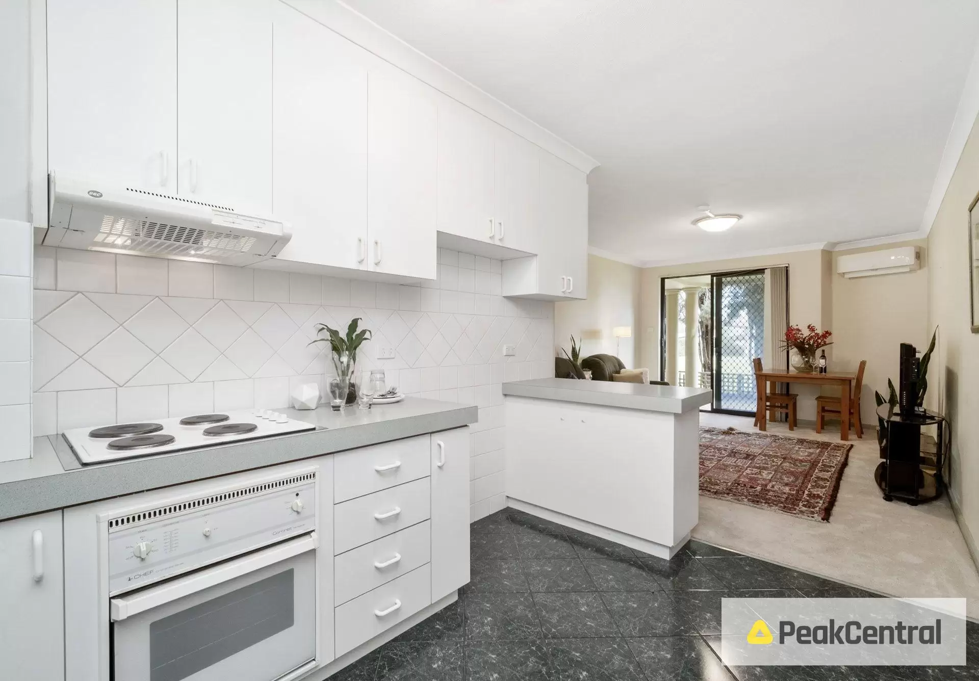 4/1 Cale Street, Como Leased by Peak Central Property Group - image 2