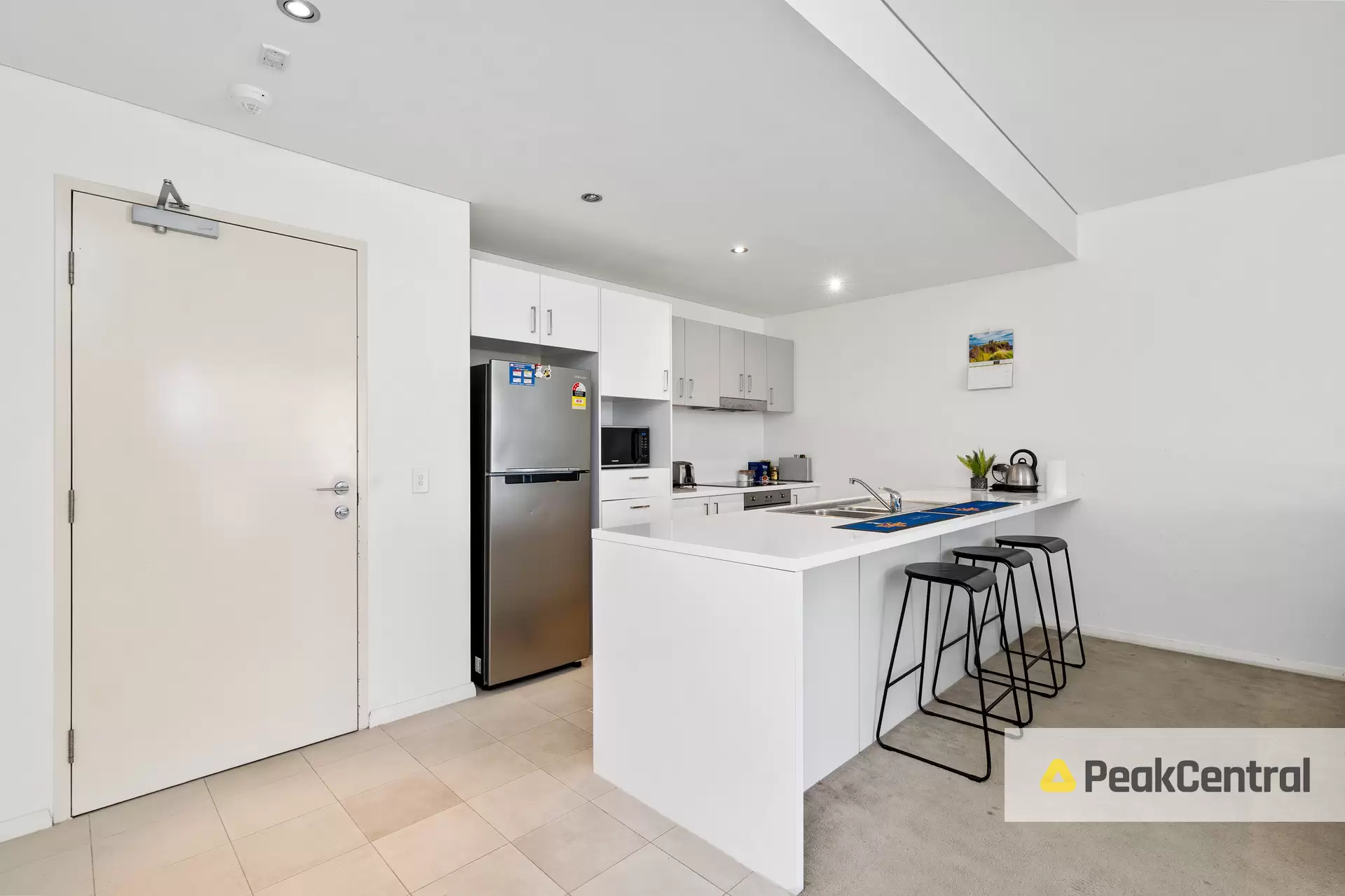 18/1 Stockton Bend, Cockburn Central Sold by Peak Central Property Group - image 3