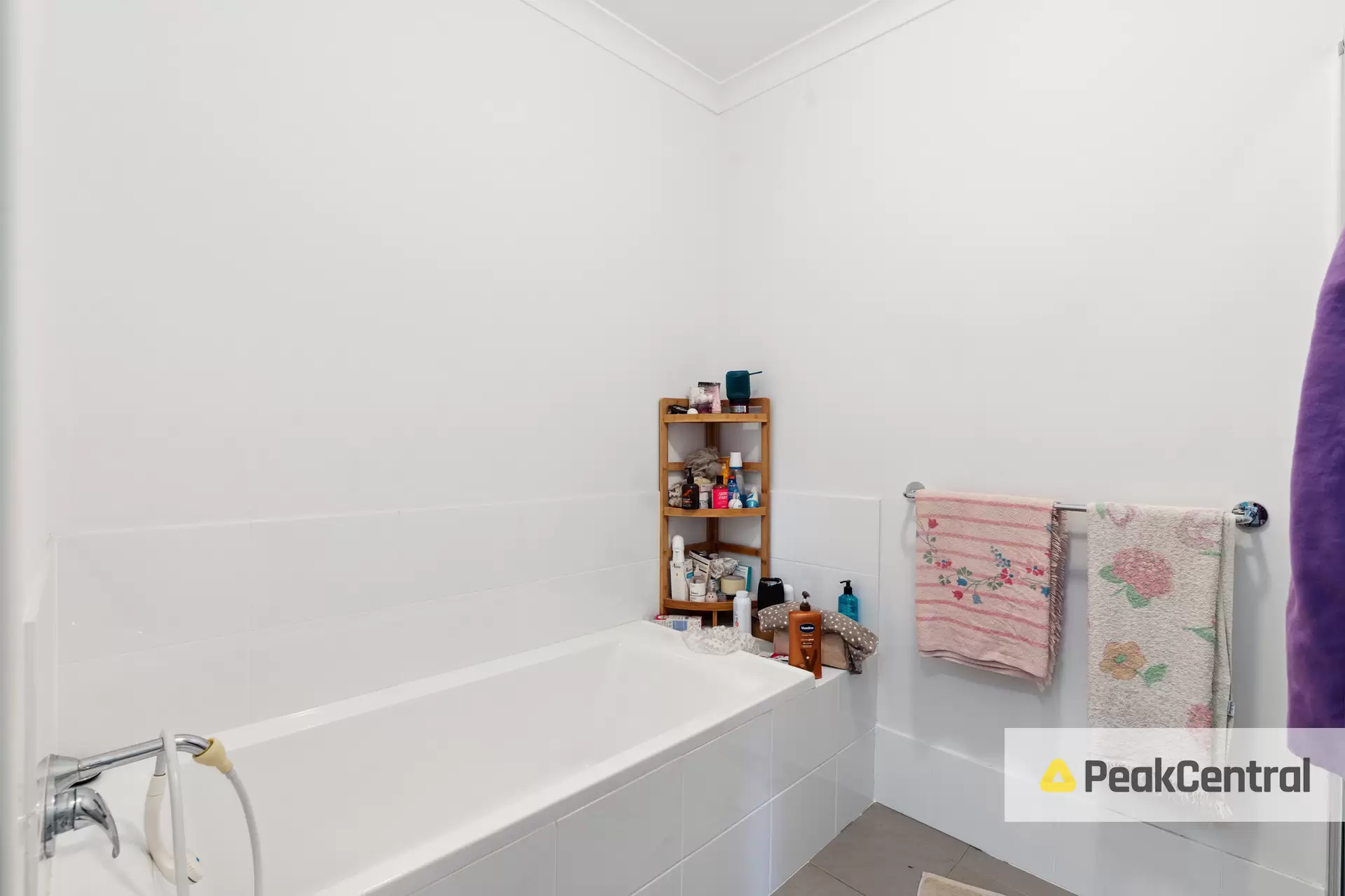 3/2 Pearson Drive, Success Sold by Peak Central Property Group - image 8