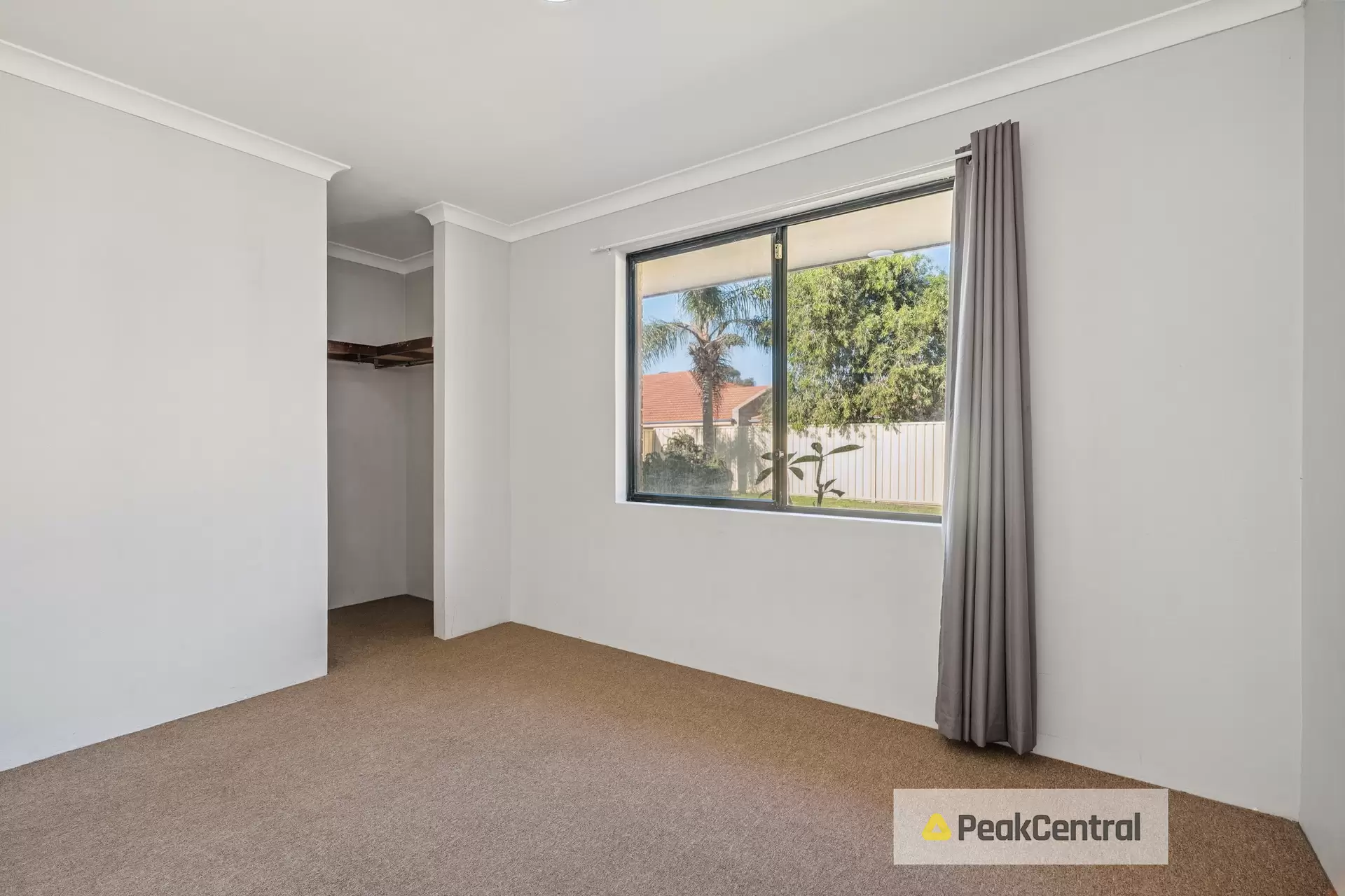 9 Flores Place, Waikiki Sold by Peak Central Property Group - image 1