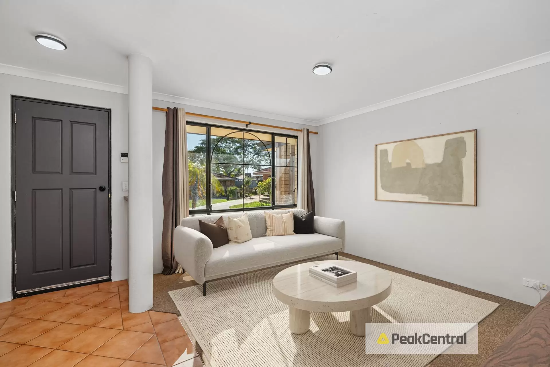 9 Flores Place, Waikiki Sold by Peak Central Property Group - image 2