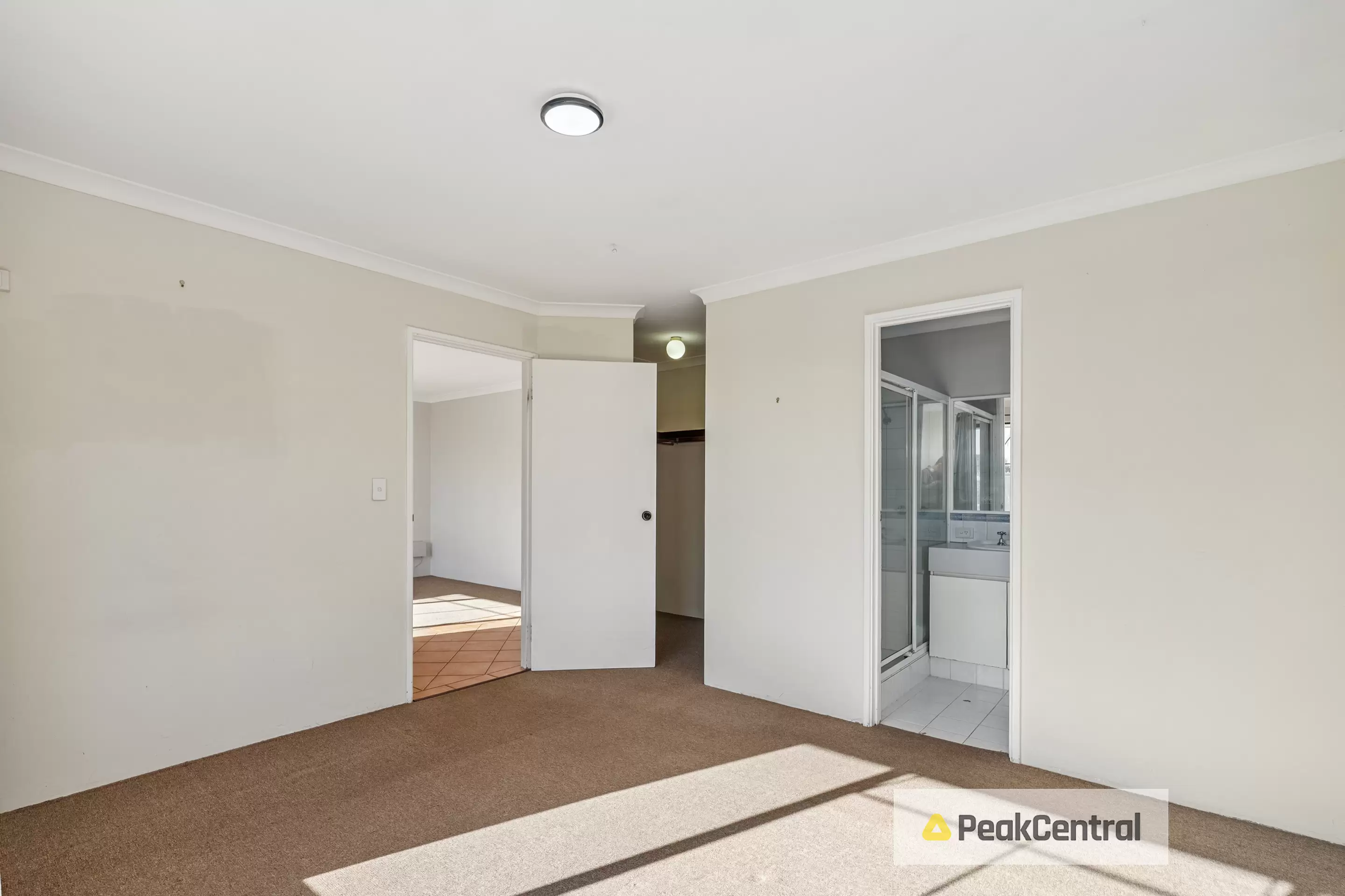 9 Flores Place, Waikiki Sold by Peak Central Property Group - image 8