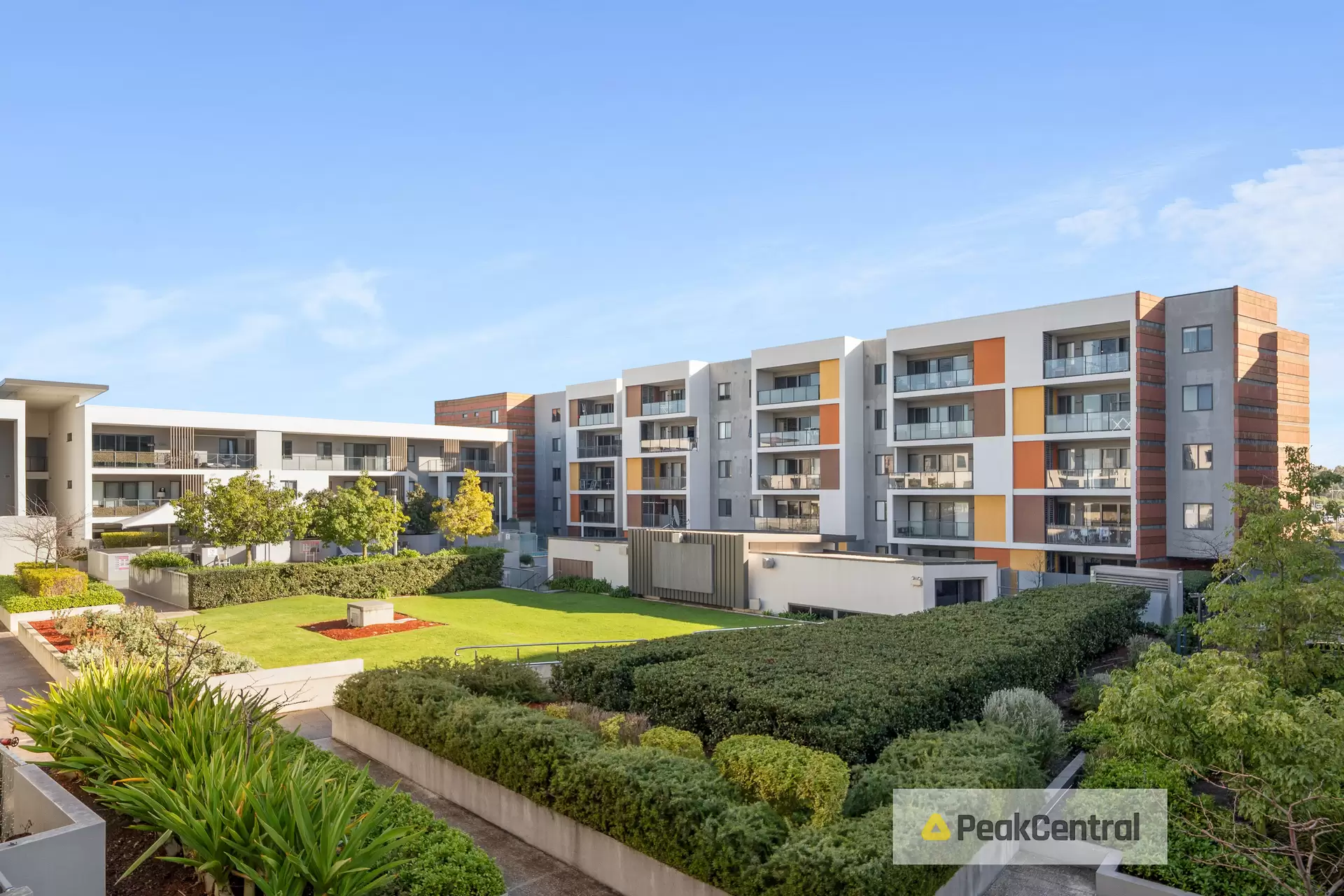 30/1 Stockton Bend, Cockburn Central Sold by Peak Central Property Group - image 1