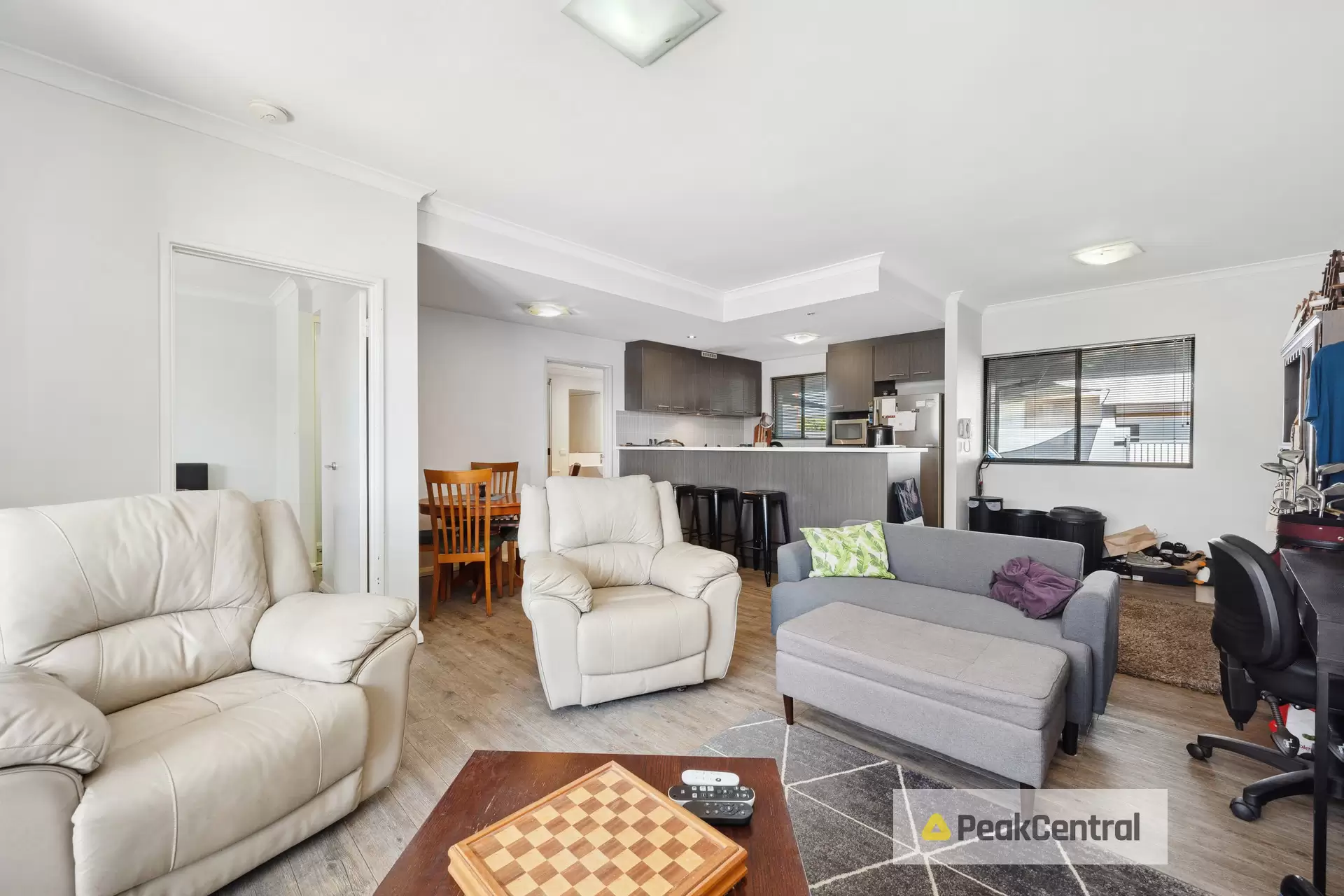 30/2 Stockton Bend, Cockburn Central Sold by Peak Central Property Group - image 2