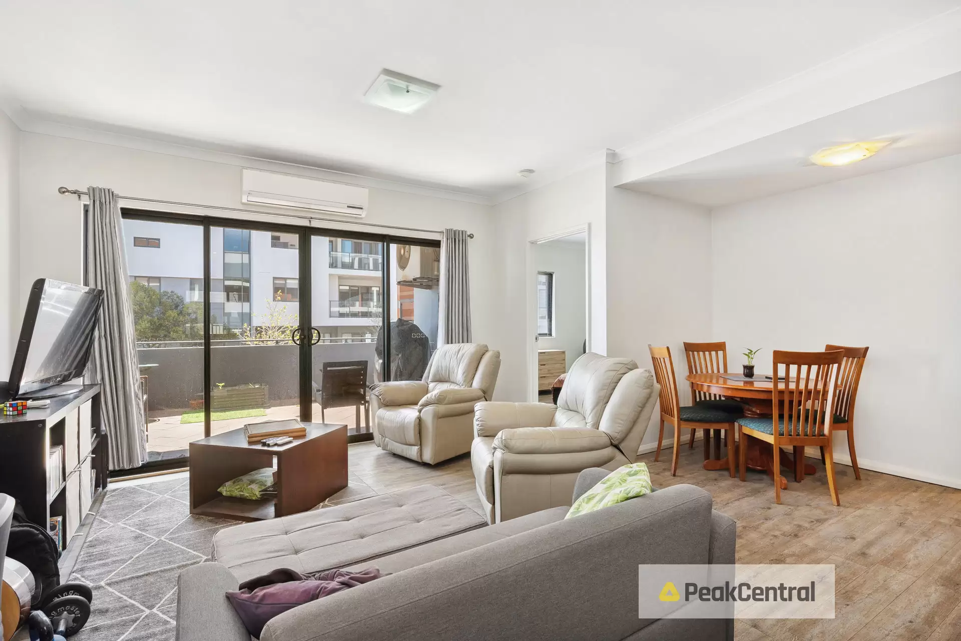 30/2 Stockton Bend, Cockburn Central Sold by Peak Central Property Group - image 3