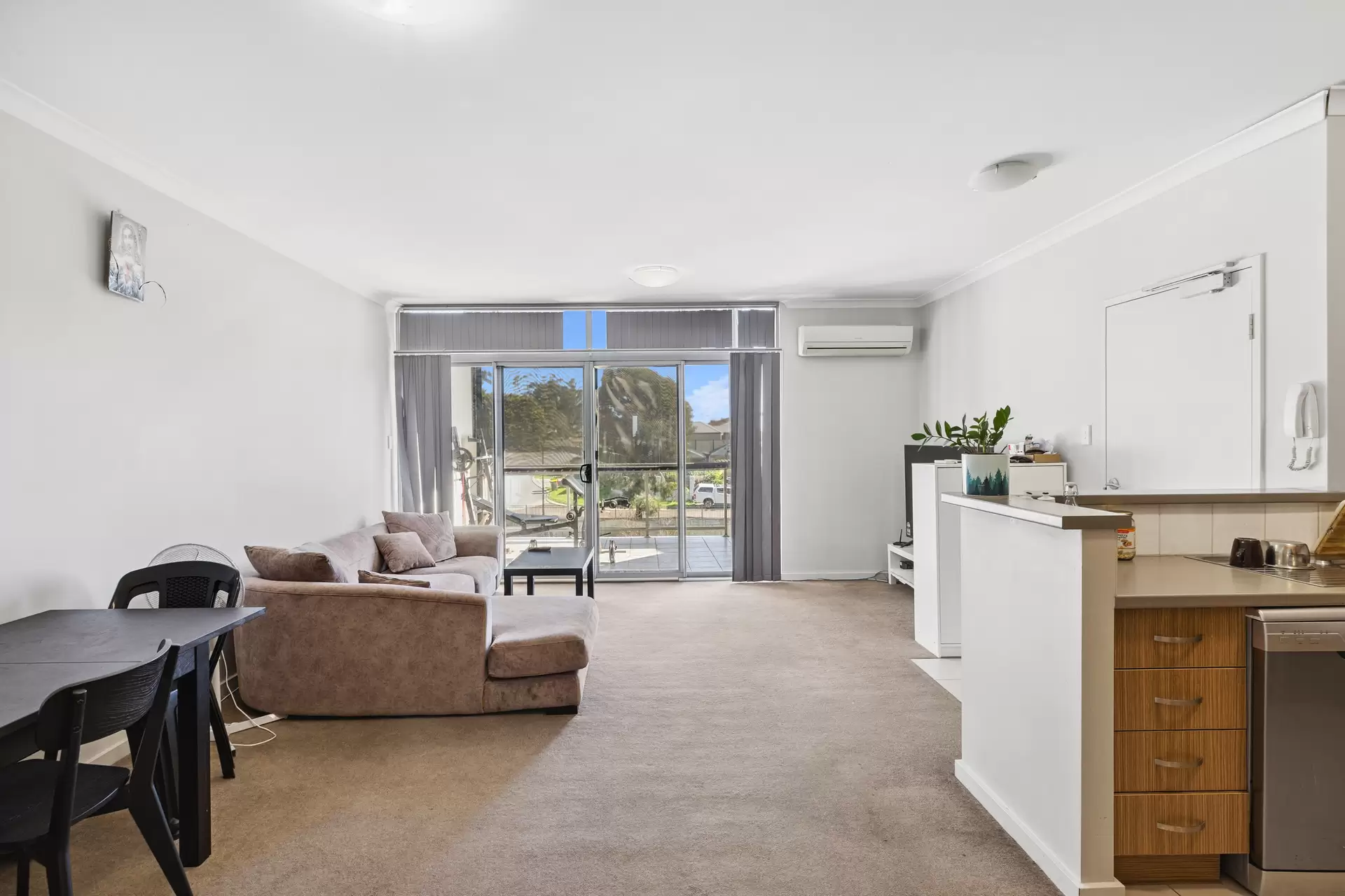 24/105 Wentworth Parade, Success Sold by Peak Central Property Group - image 1