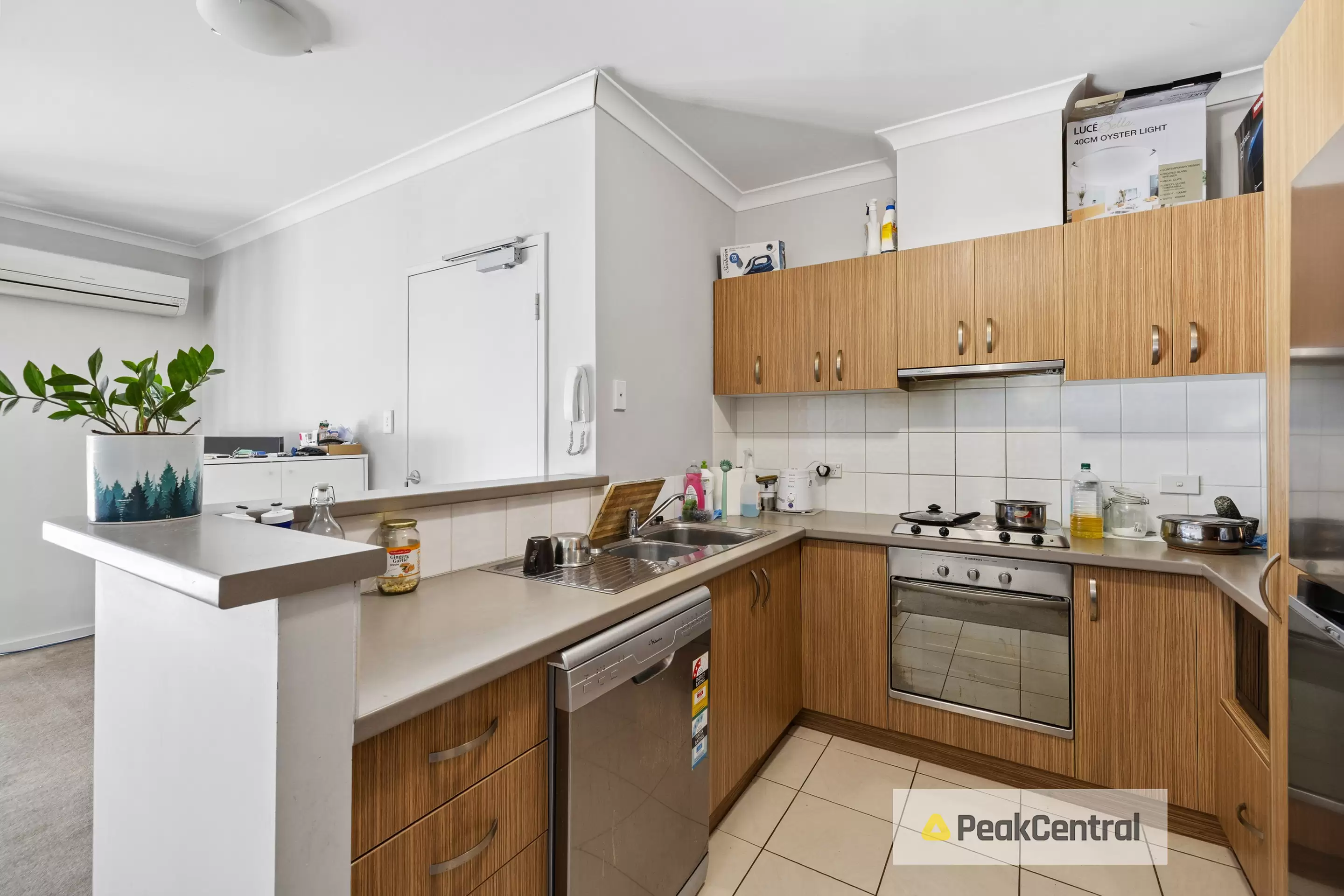24/105 Wentworth Parade, Success Sold by Peak Central Property Group - image 3