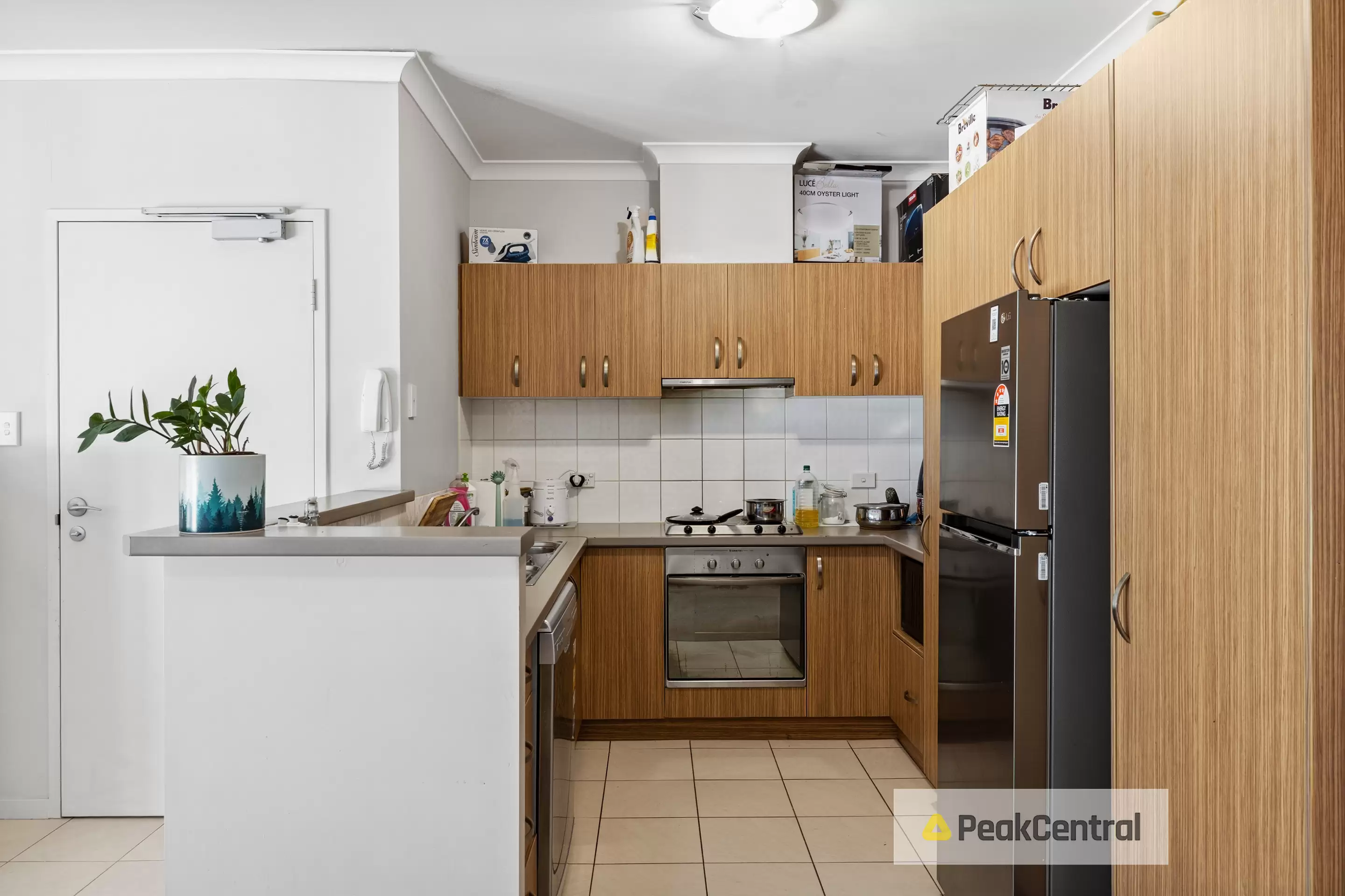 24/105 Wentworth Parade, Success Sold by Peak Central Property Group - image 2