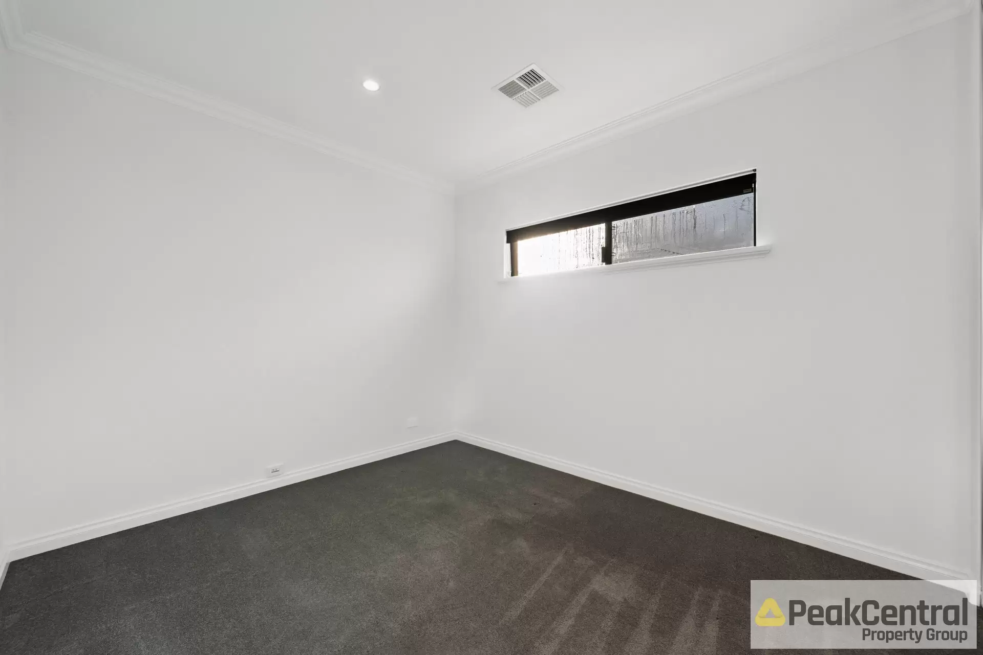9 Baxteri Way, Hammond Park Leased by Peak Central Property Group - image 1
