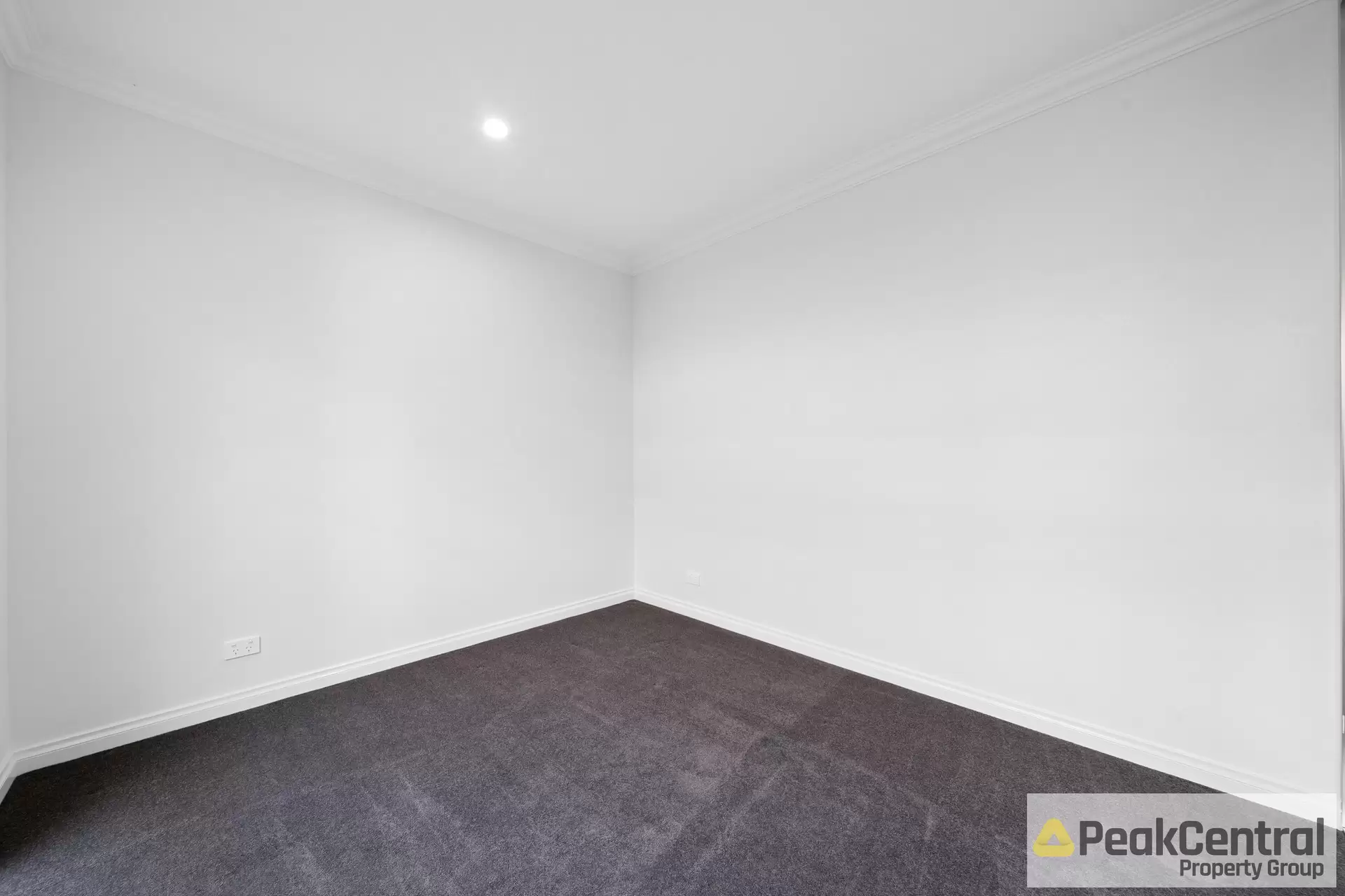9 Baxteri Way, Hammond Park Leased by Peak Central Property Group - image 1