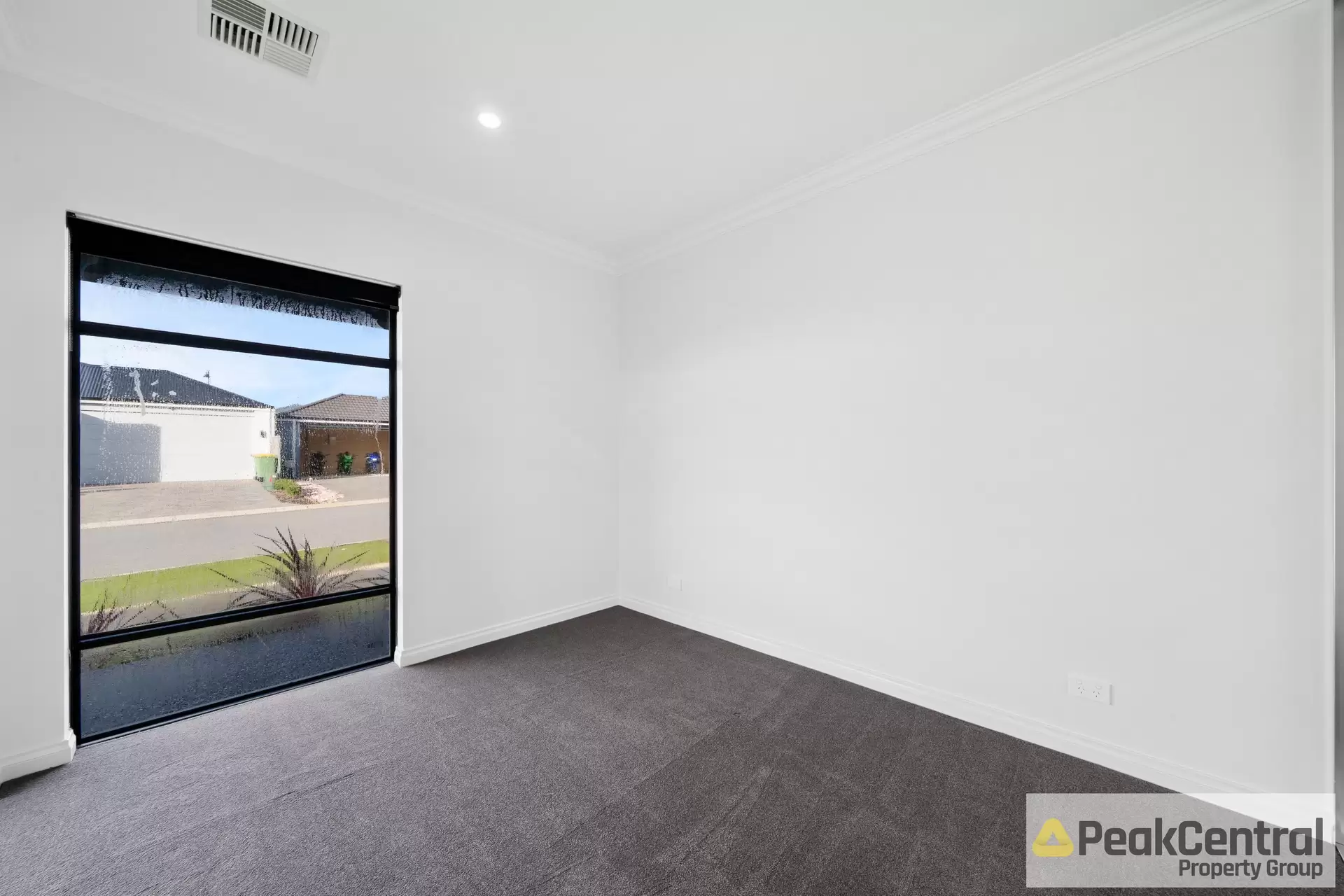 9 Baxteri Way, Hammond Park Leased by Peak Central Property Group - image 1