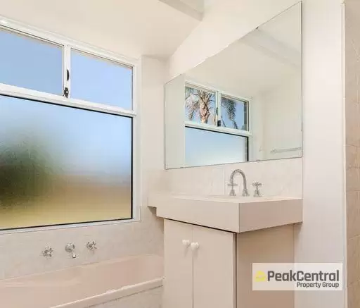 4 Azure Lane, Warnbro Sold by Peak Central Property Group - image 13