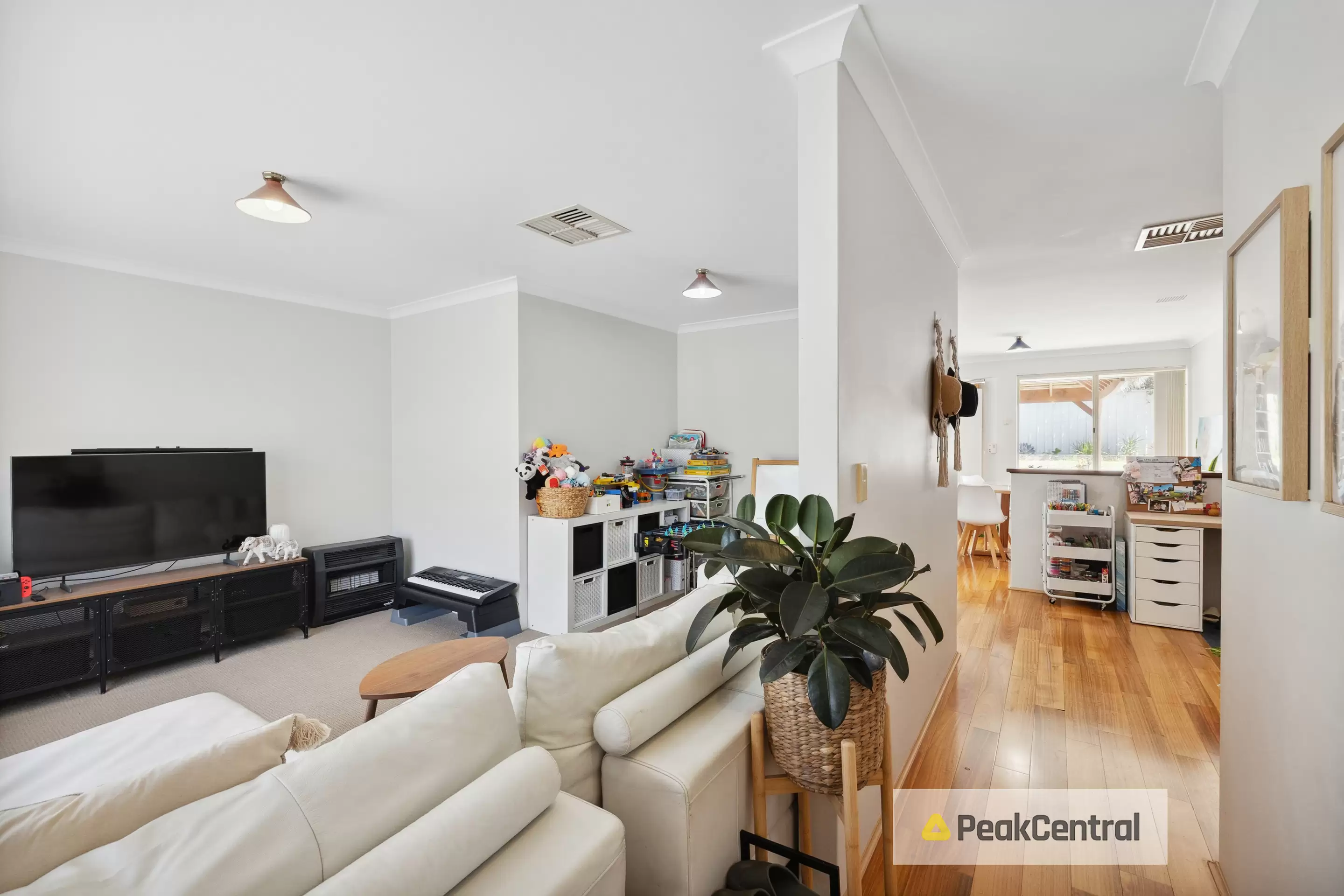 13 Stuart Court, Bateman Sold by Peak Central Property Group - image 3