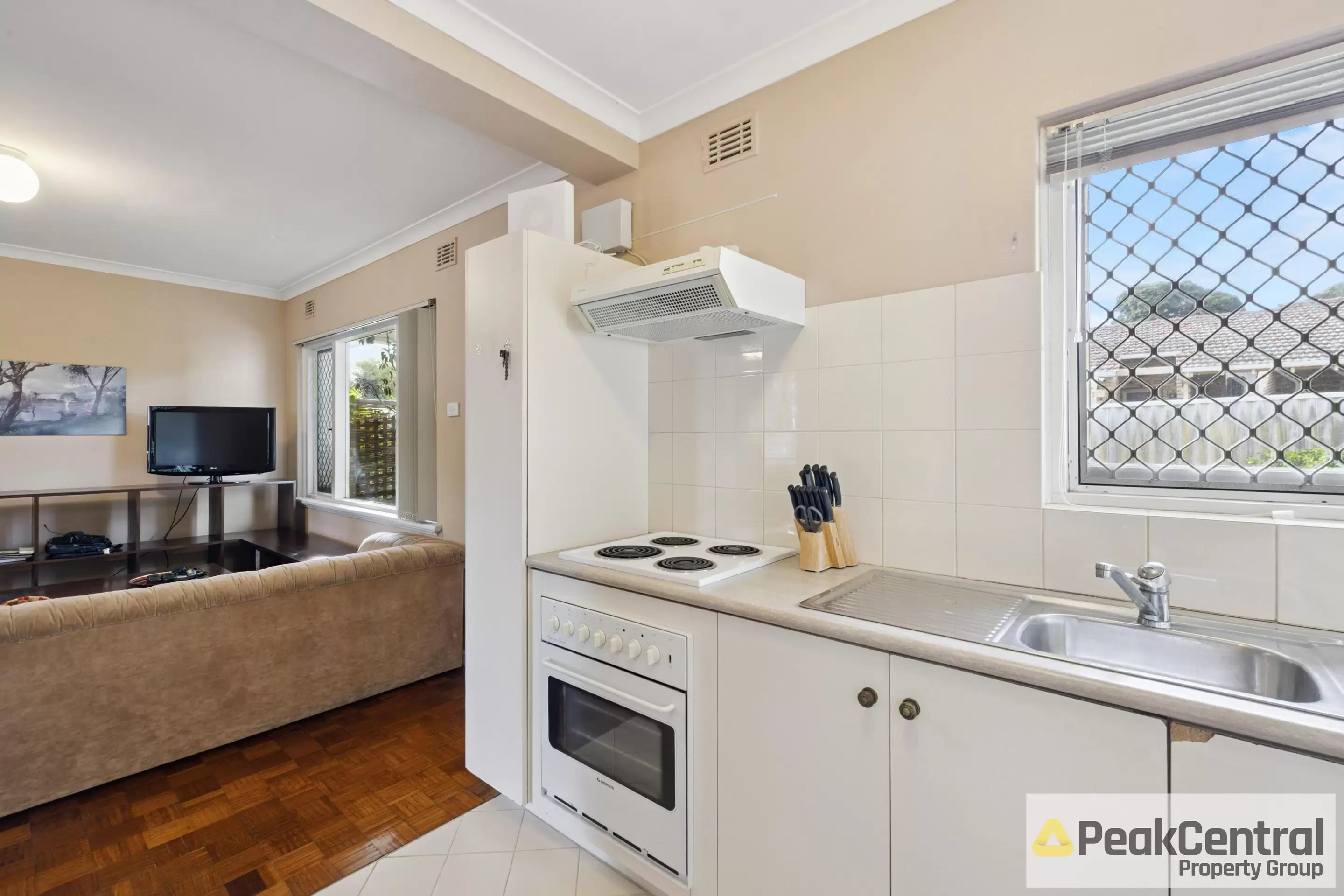 2/245 Coode Street, Como Sold by Peak Central Property Group - image 4