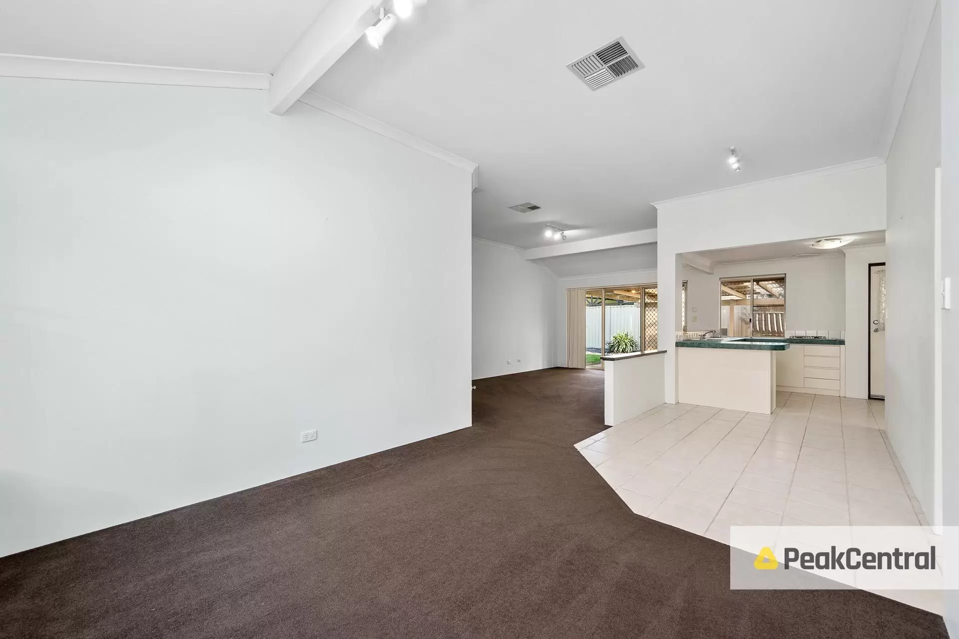 24 Freshwater Drive, Atwell Sold by Peak Central Property Group - image 4