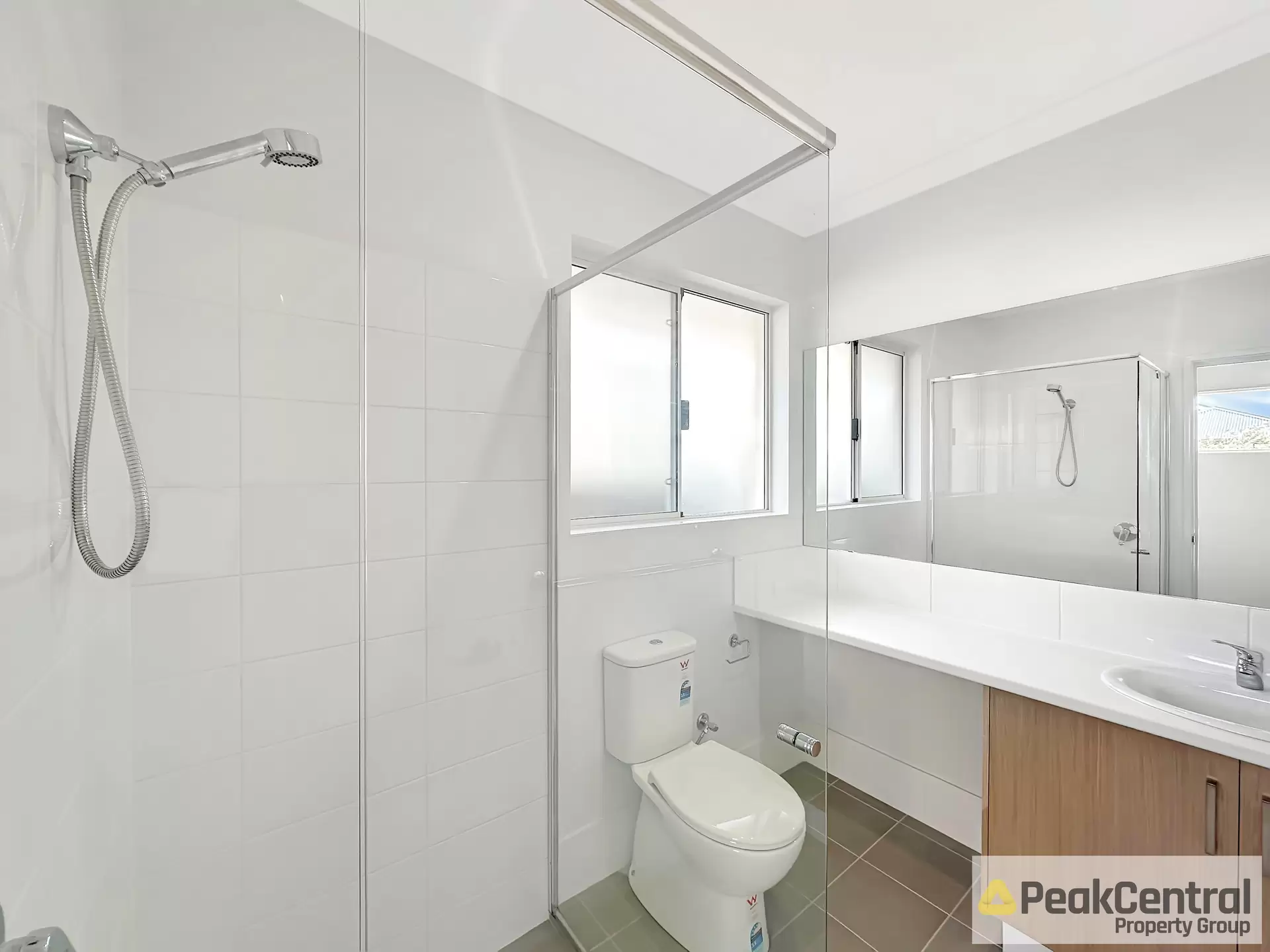 27 Siesta Way, Madora Bay Leased by Peak Central Property Group - image 1