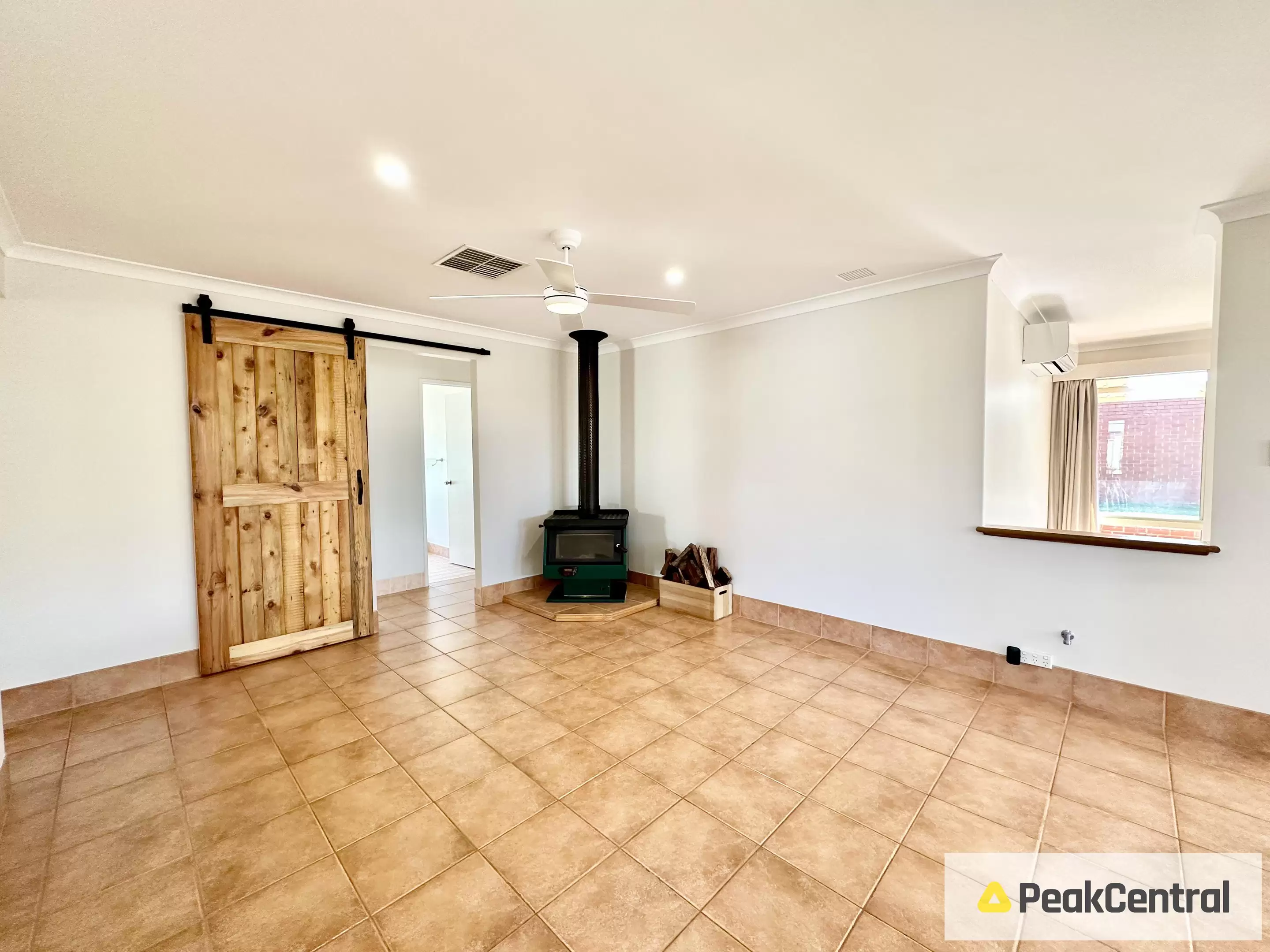 23 Jerrat Mews, Atwell Leased by Peak Central Property Group - image 8