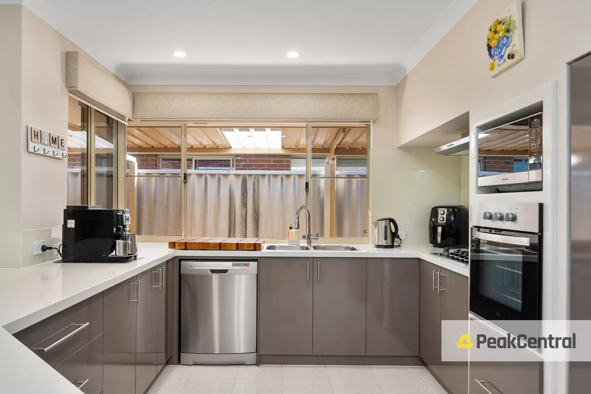 5 Mahogany Loop, Atwell Sold by Peak Central Property Group - image 4