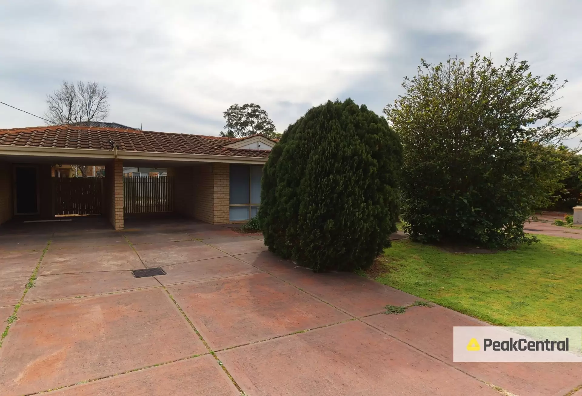 2/164 Bateman Road, Brentwood For Lease by Peak Central Property Group - image 1