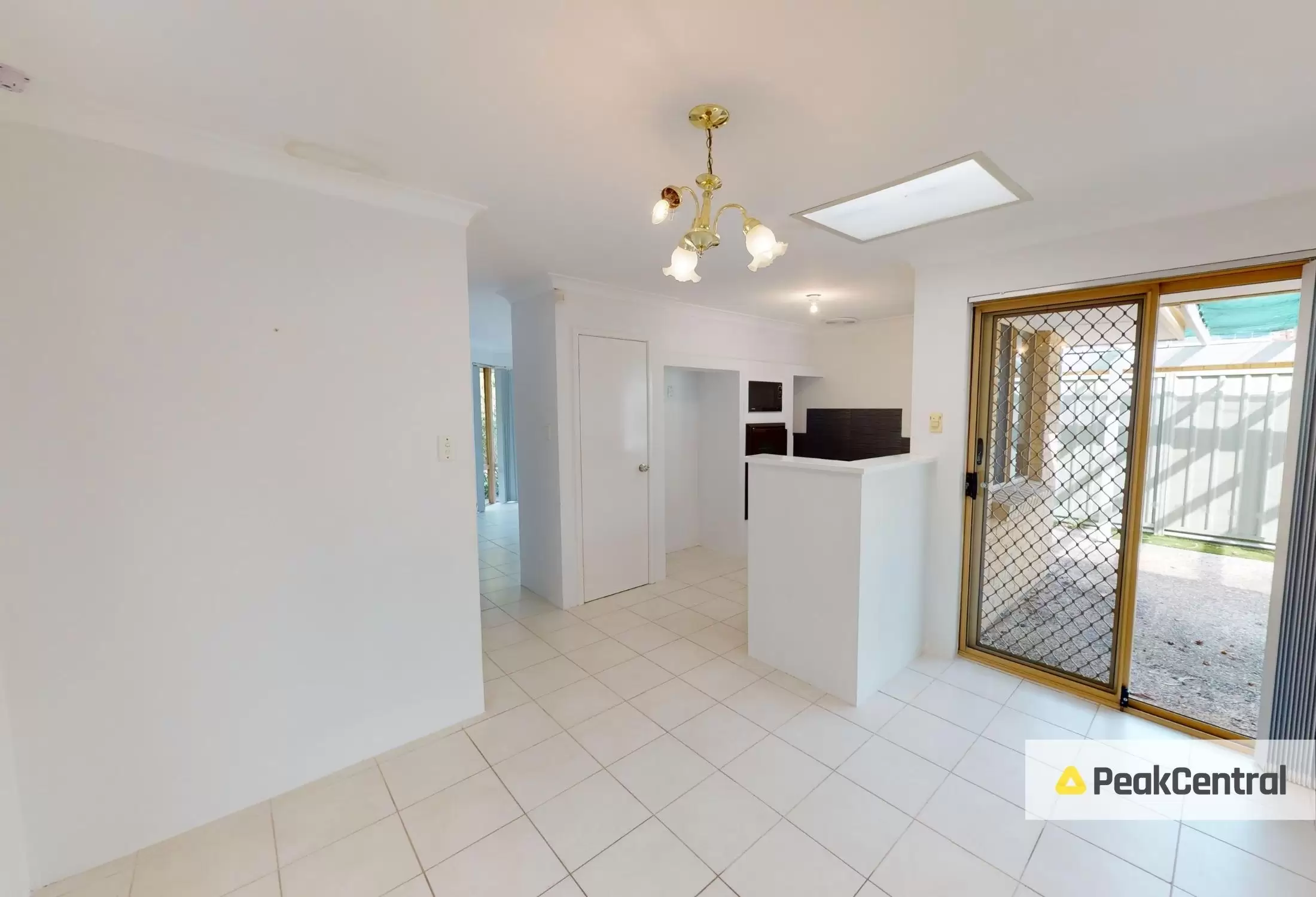 2/164 Bateman Road, Brentwood For Lease by Peak Central Property Group - image 2