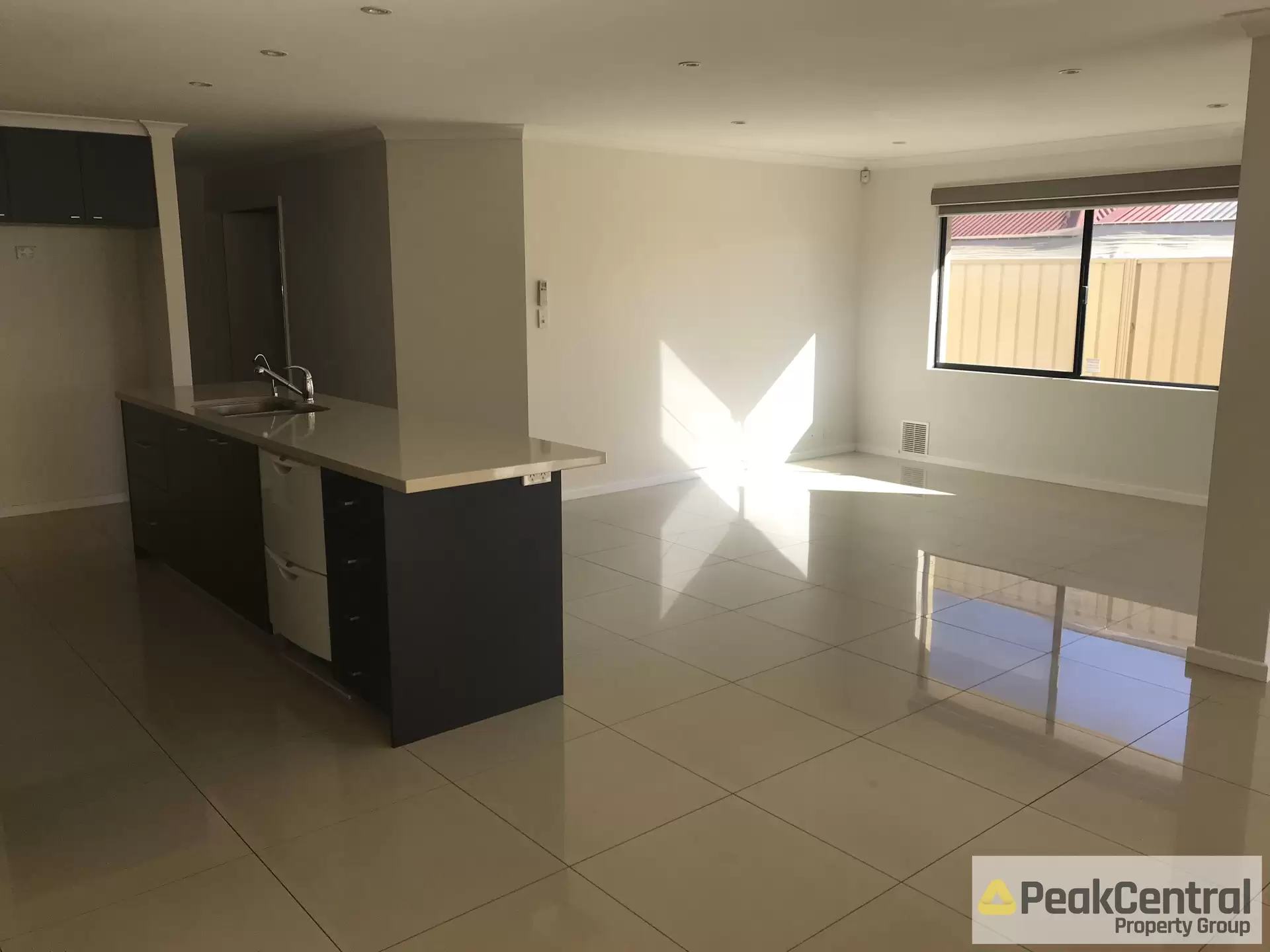 38 Plumwood Avenue, Hammond Park Leased by Peak Central Property Group - image 1