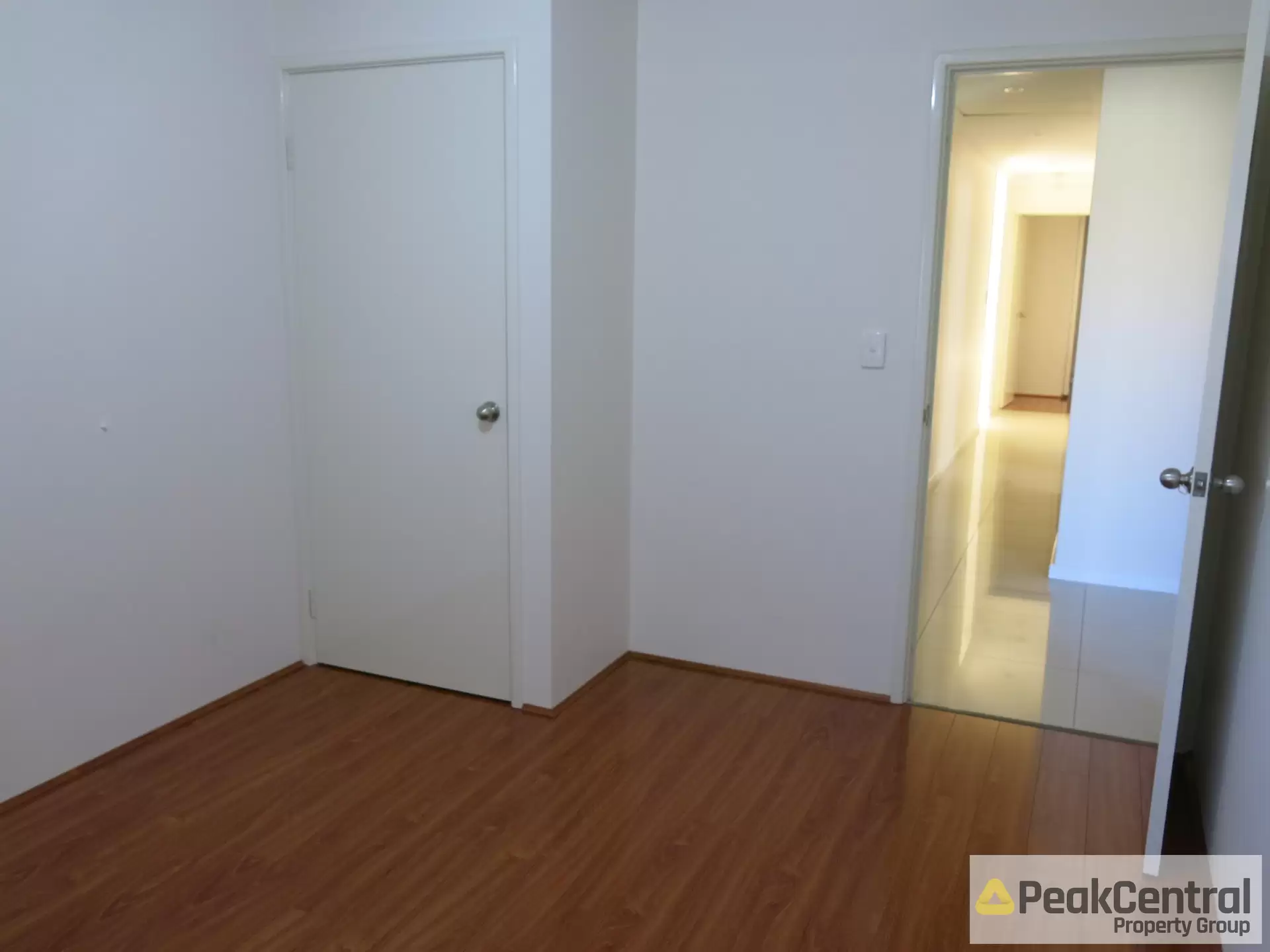 38 Plumwood Avenue, Hammond Park Leased by Peak Central Property Group - image 1