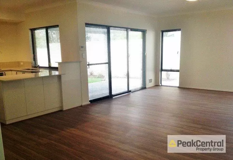 125A Armadale Road, Rivervale Leased by Peak Central Property Group - image 3
