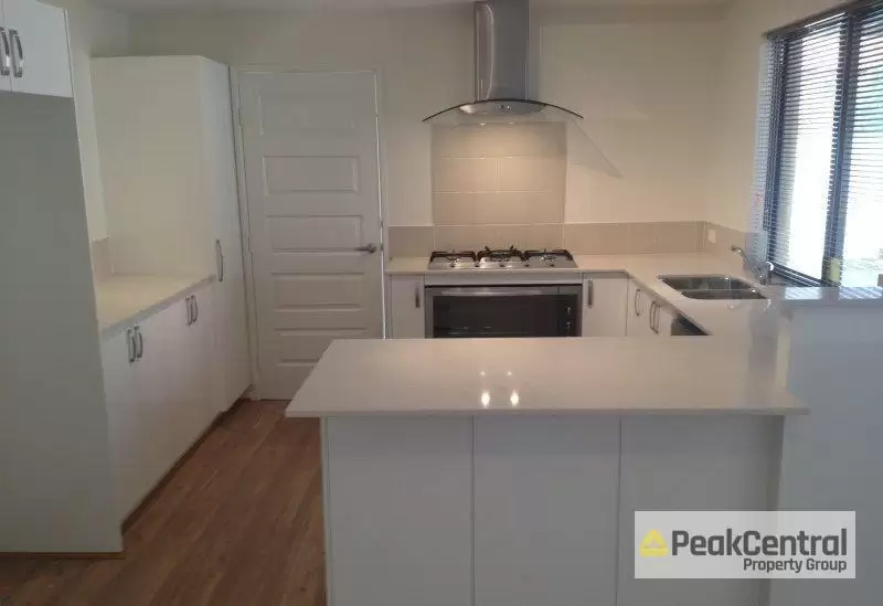 125A Armadale Road, Rivervale Leased by Peak Central Property Group - image 2