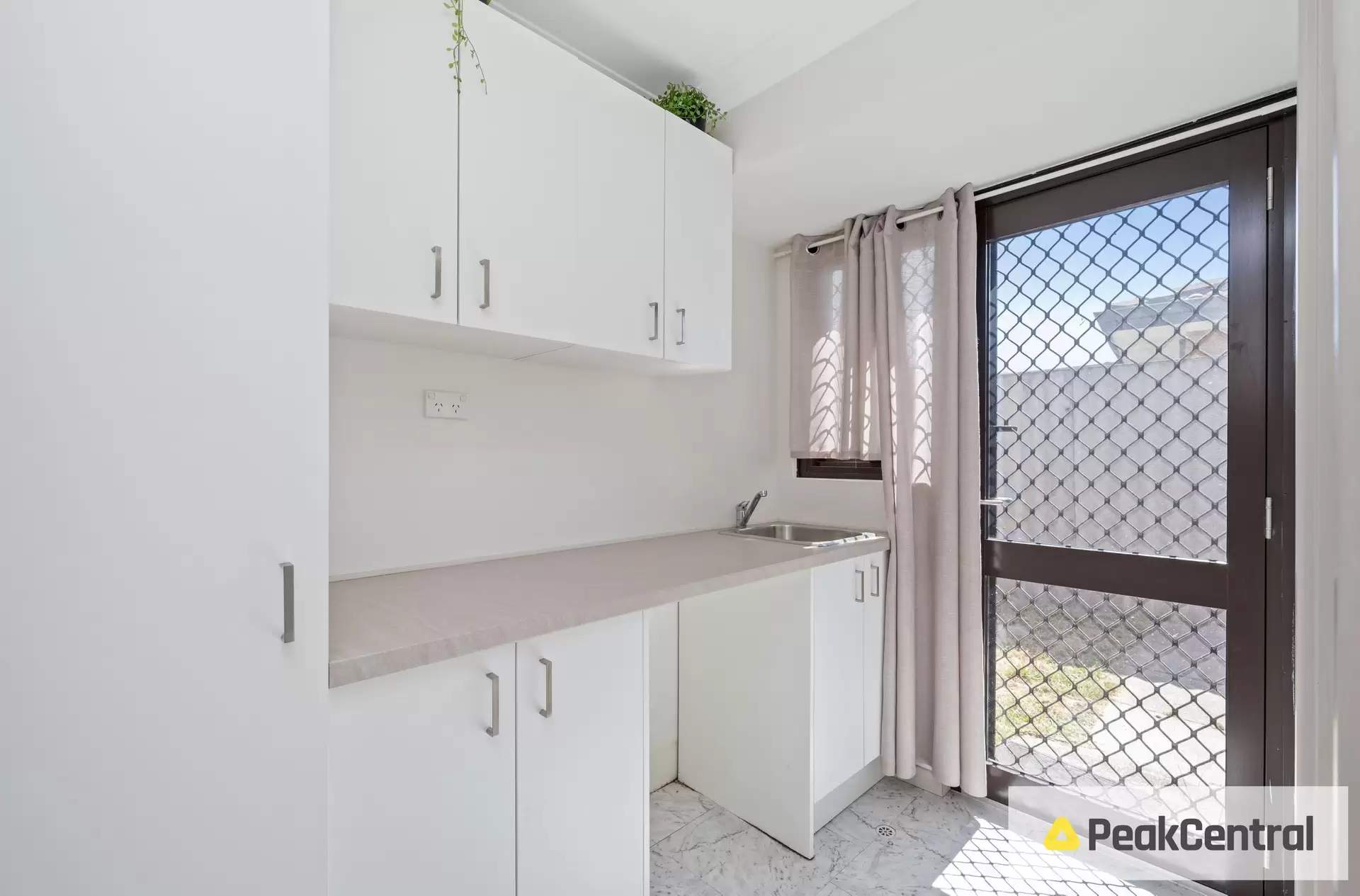 72 Willmott Drive, Cooloongup Leased by Peak Central Property Group - image 1