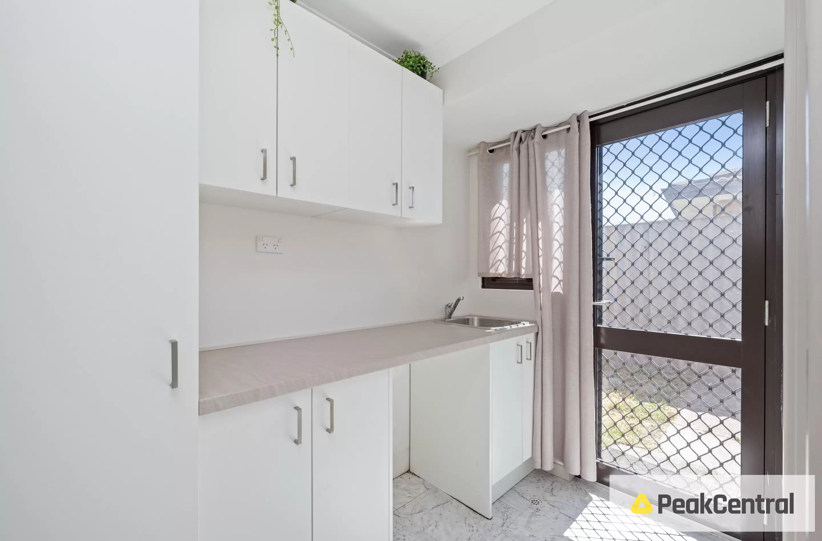 72 Willmott Drive, Cooloongup Leased by Peak Central Property Group - image 12