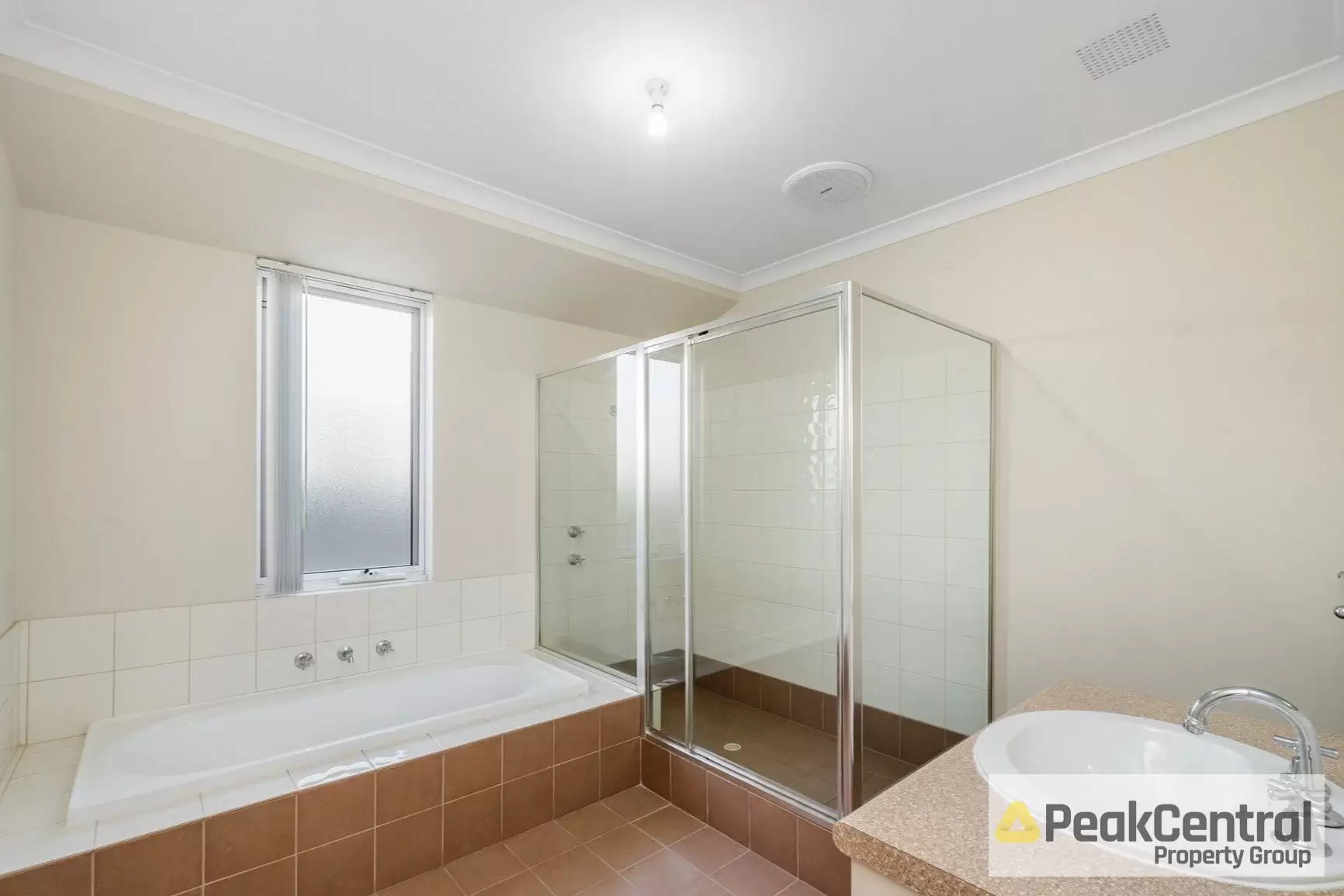 75 Blue Fin Drive, Golden Bay Leased by Peak Central Property Group - image 15